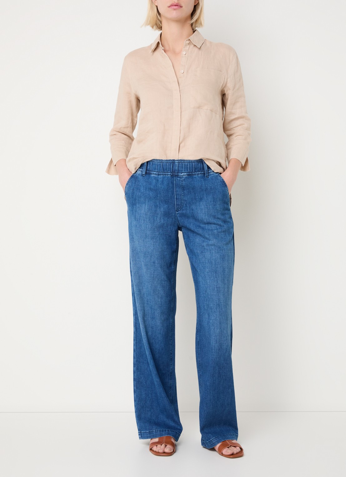 BRAX Maine high waist straight fit jeans met steekzakken  - voorkant 3 donkerblauw