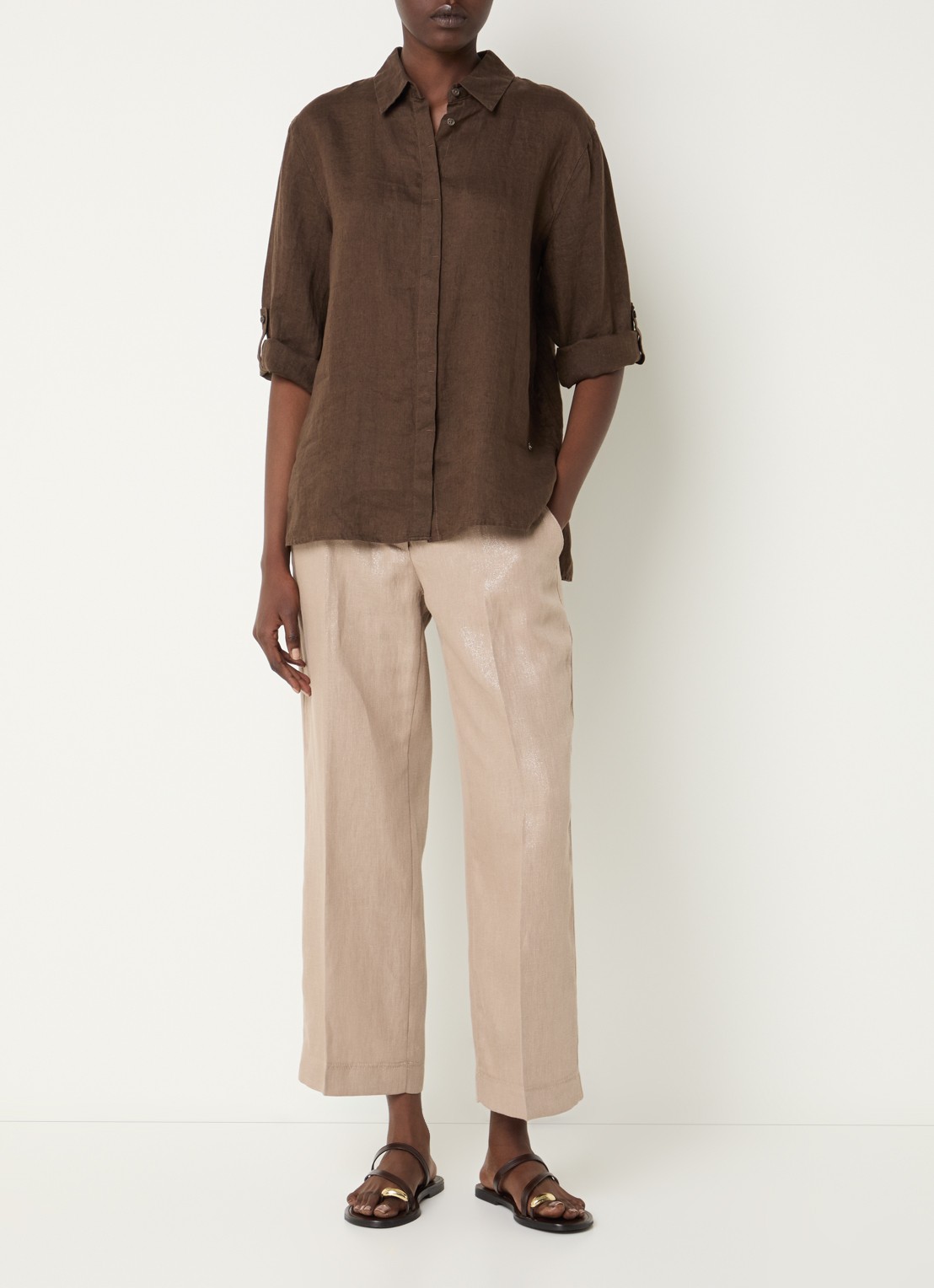 BRAX Maine low waist straight fit chino in linnenblend - voorkant 2 donkerbeige