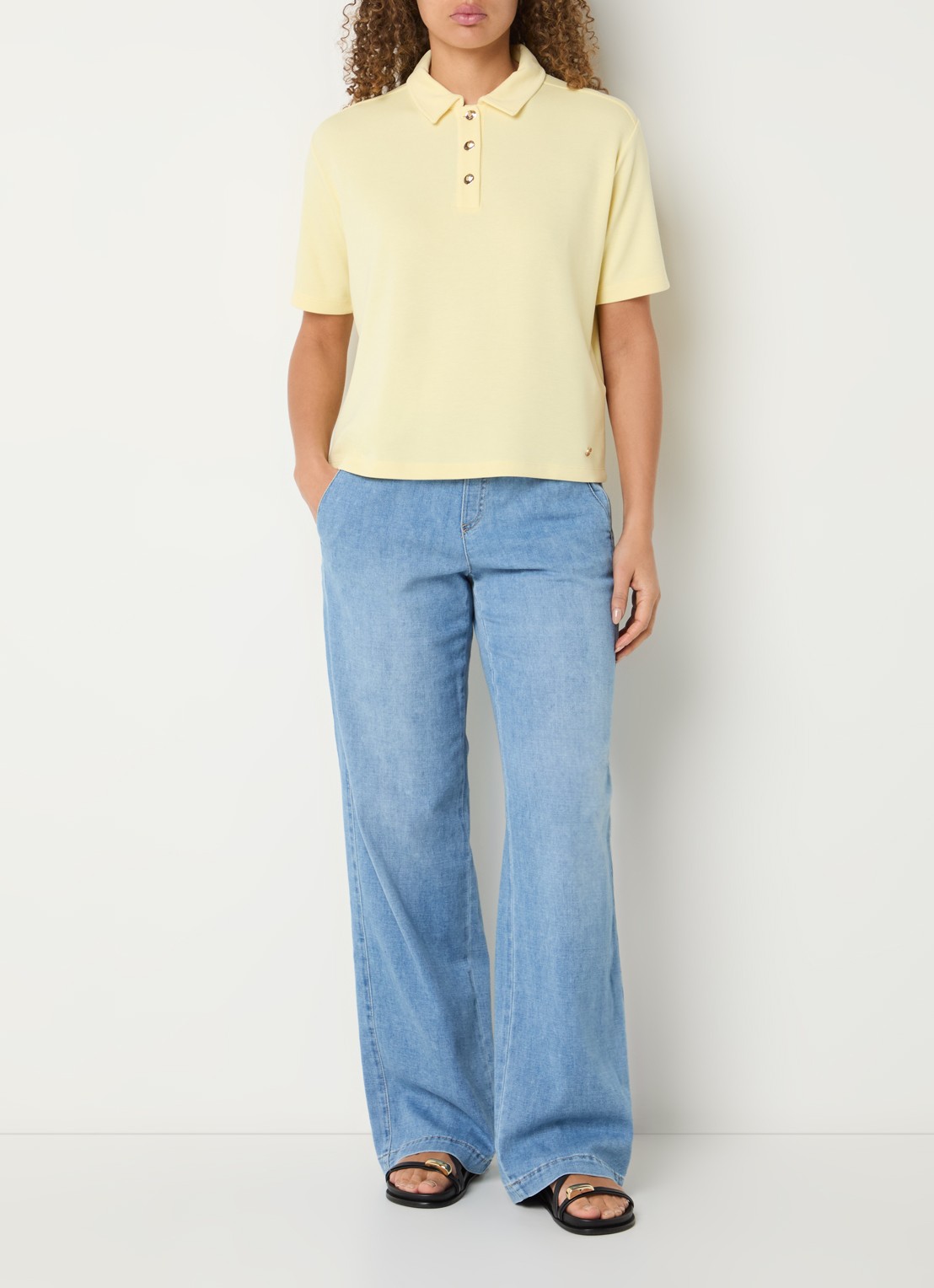 BRAX Maine mid waist loose fit jeans met elastische band - voorkant 3 lichtblauw
