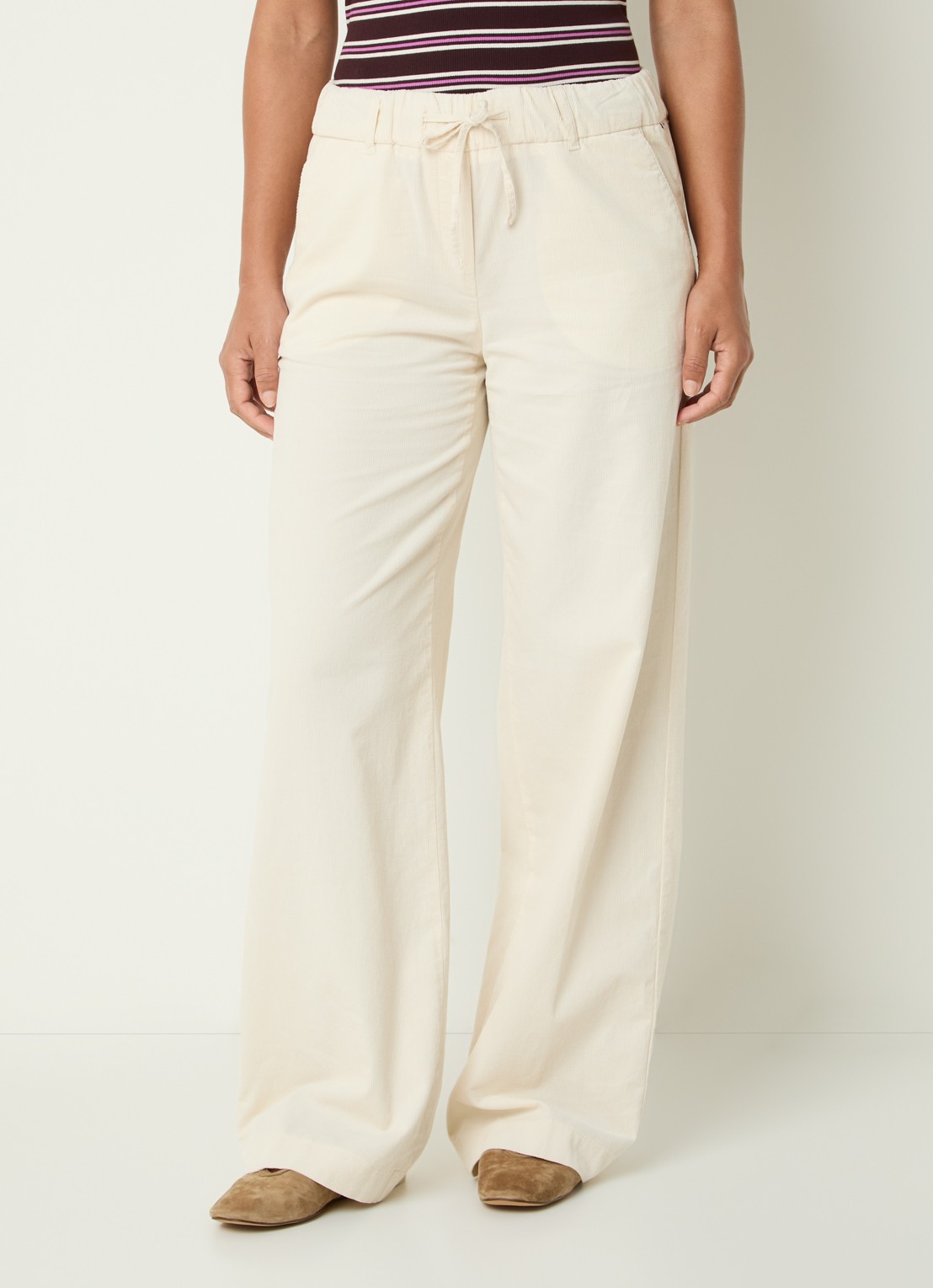 BRAX Maine mid waist straight fit broek van corduroy - detail gebroken wit