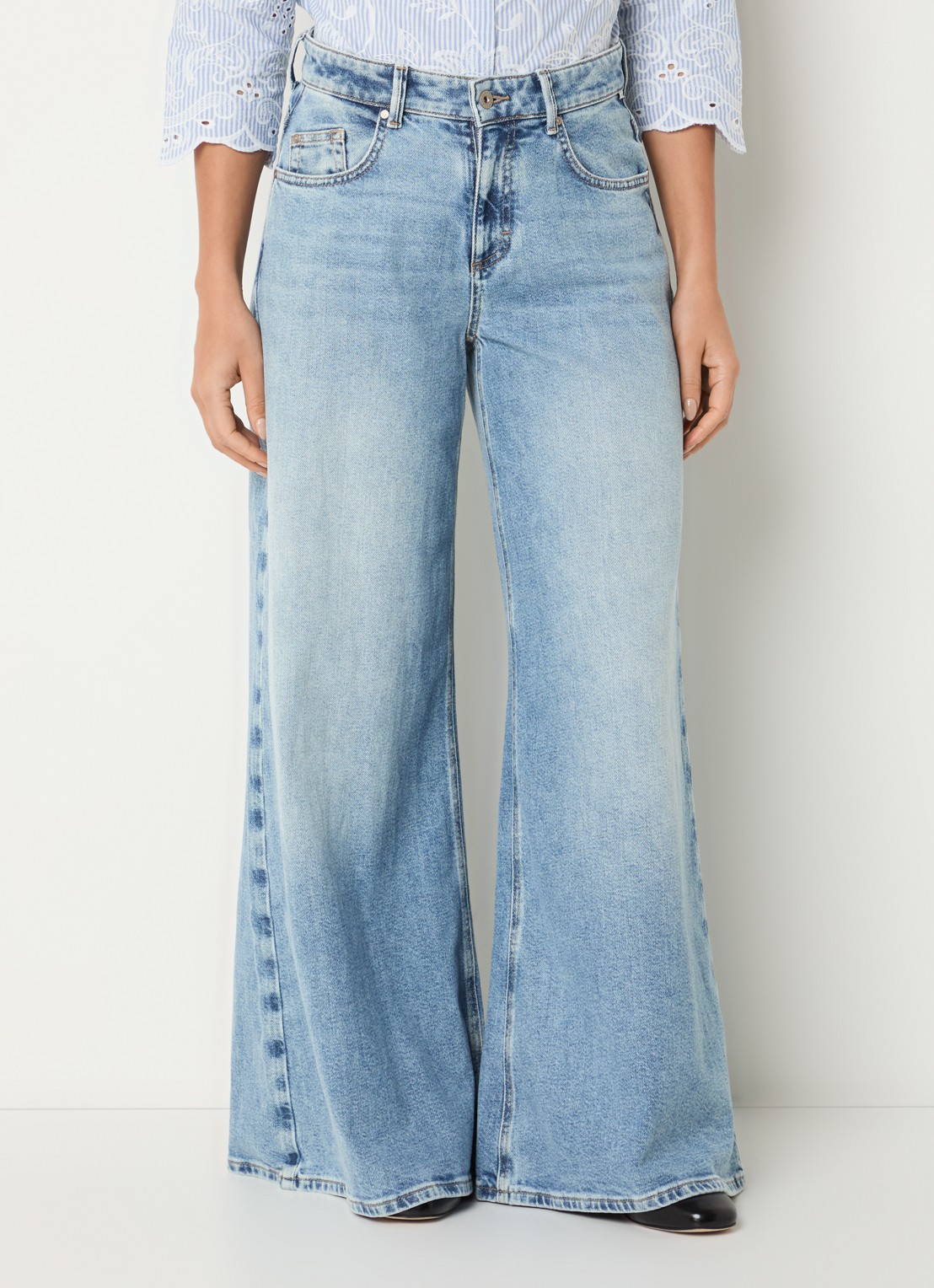 BRAX March high waist wide leg jeans met steekzakken - detail 4 lichtblauw
