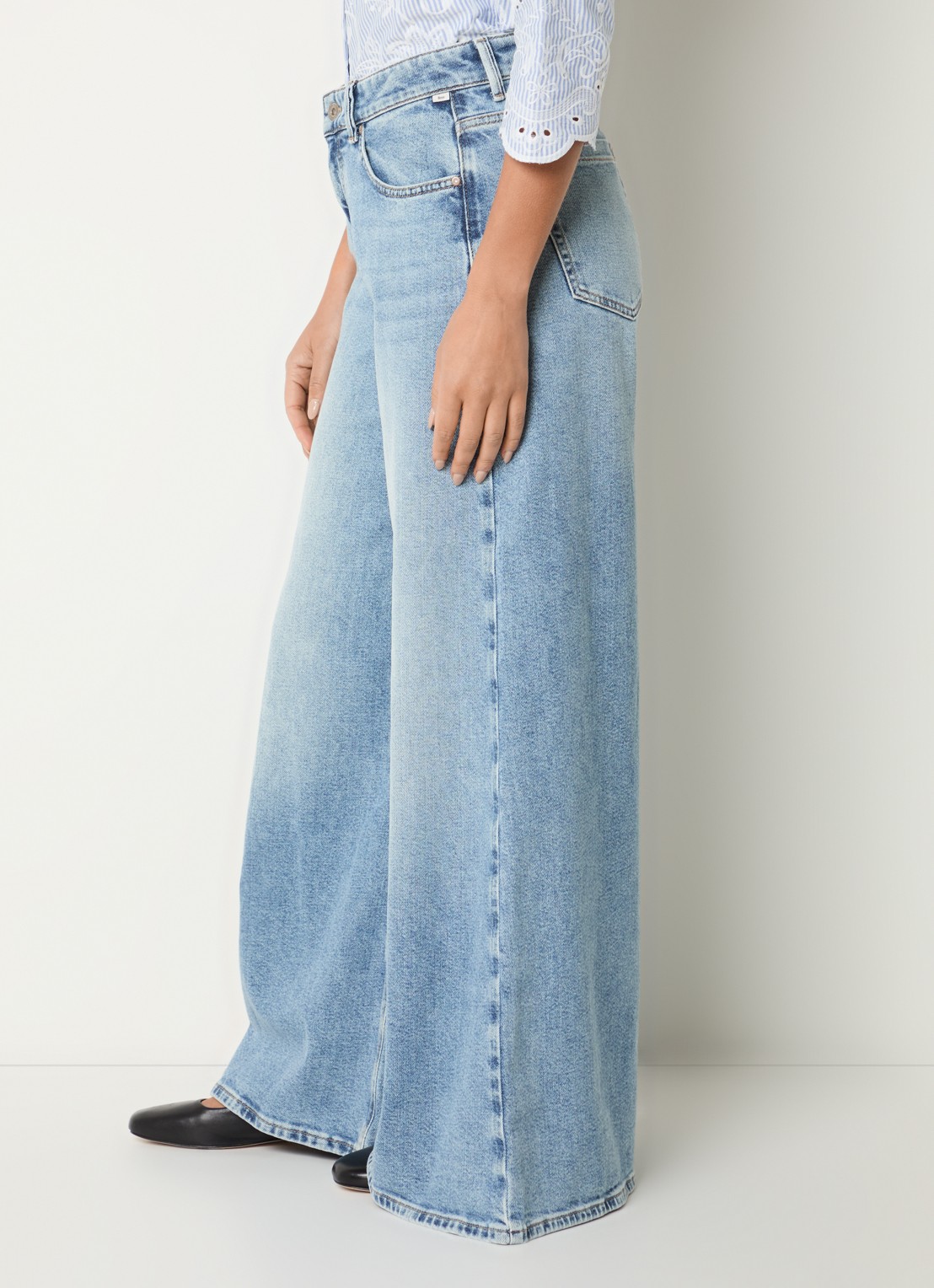 BRAX March high waist wide leg jeans met steekzakken - detail 5 lichtblauw