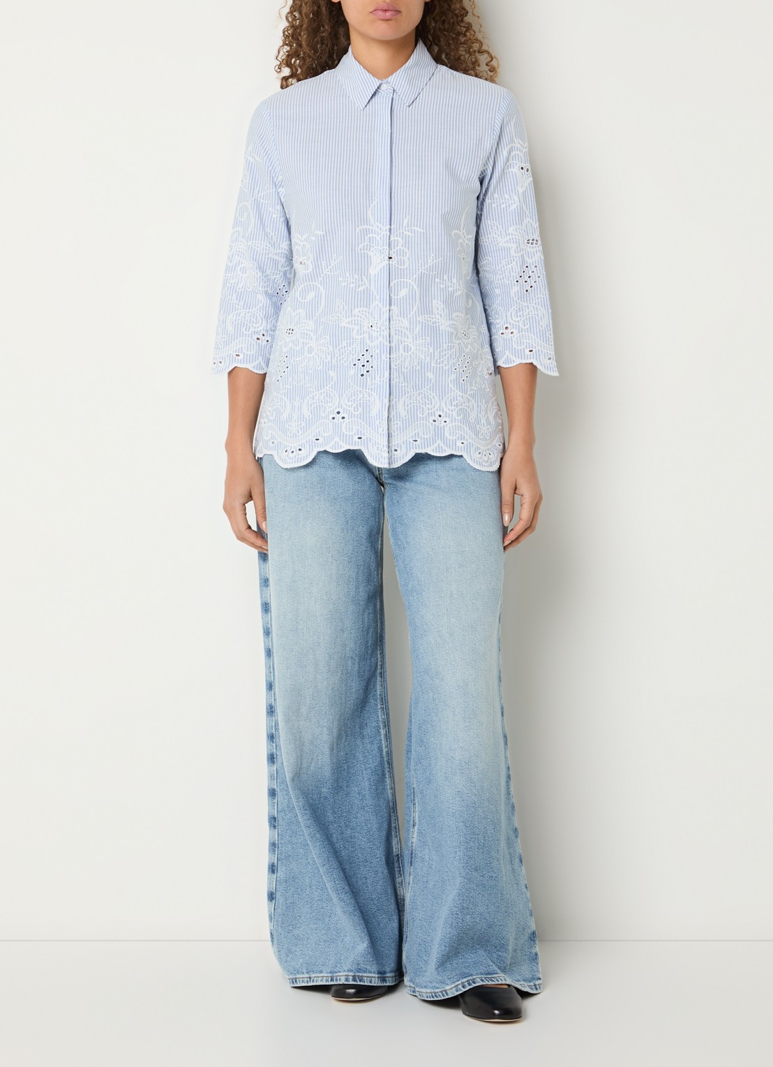 BRAX March high waist wide leg jeans met steekzakken - voorkant 3 lichtblauw
