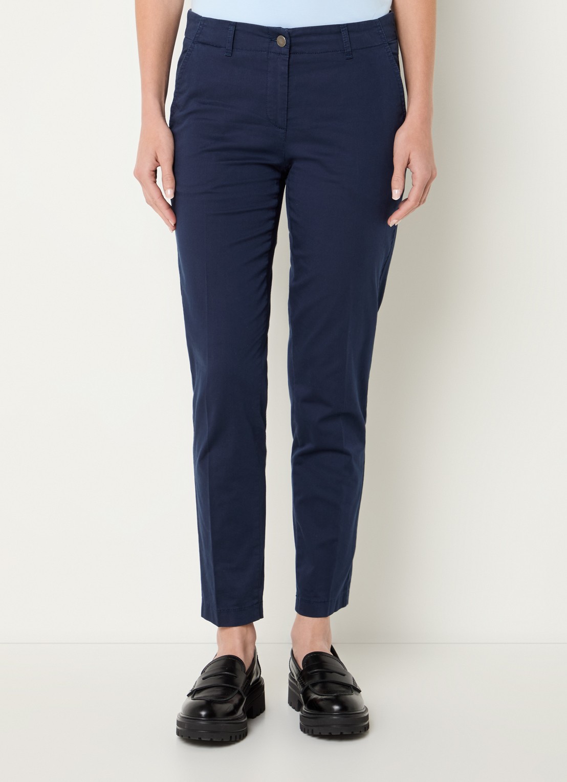 BRAX Maron mid waist cropped tapered fit chino met steekzakken - detail 3 donkerblauw