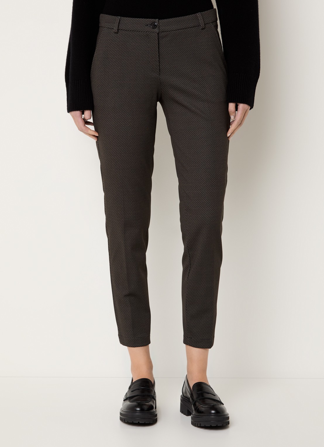BRAX Maron S mid waist slim fit cropped chino met elastische band - detail groen