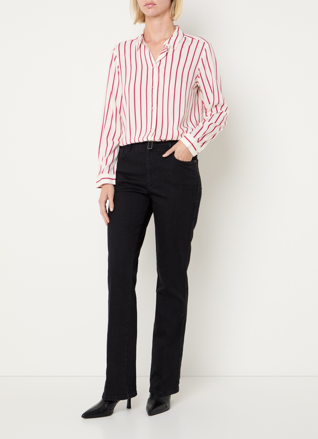 BRAX Mary high waist bootcut jeans met ceintuur - voorkant 5 zwart