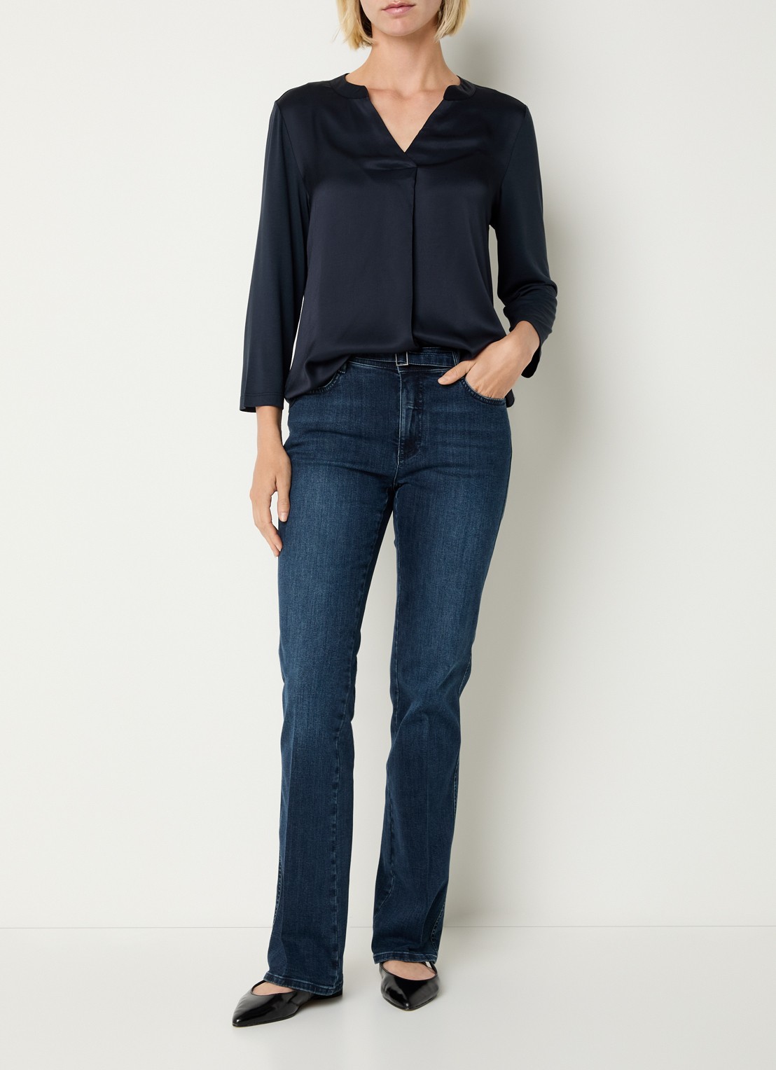 BRAX Mary high waist bootcut jeans met ceintuur - voorkant 5 indigo