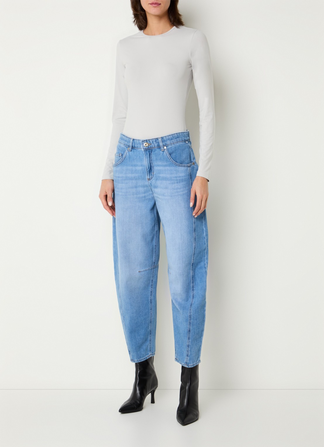 BRAX Megan S high waist cropped tapered jeans met steekzakken - voorkant 2 indigo