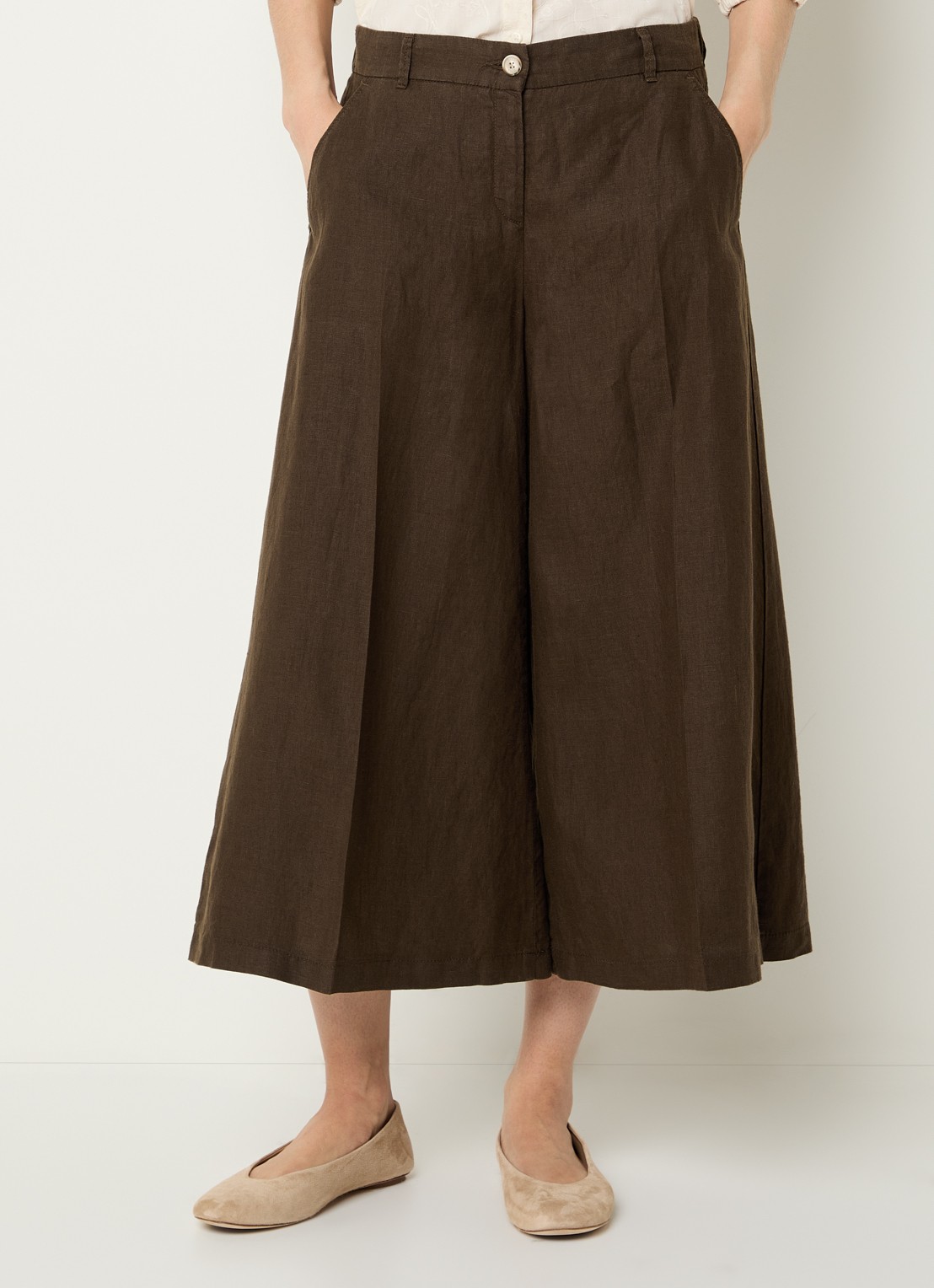 BRAX Melli high waist wide leg culotte van linnen met steekzakken - detail 4 donkerbruin