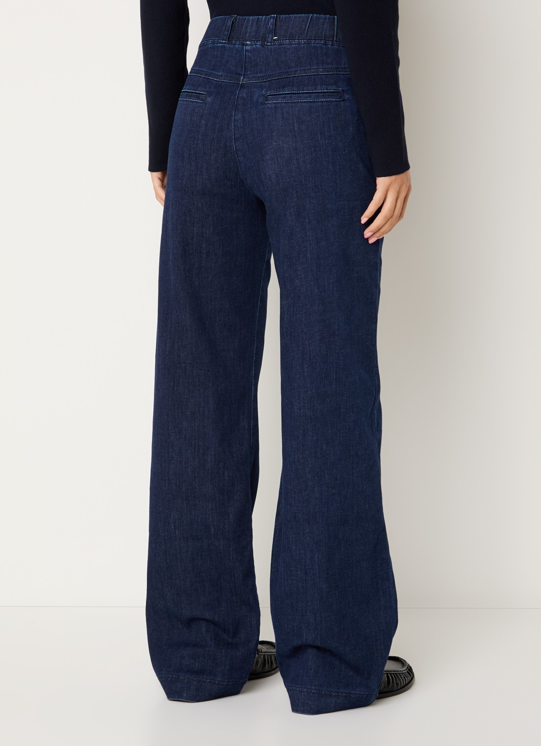 BRAX Pam mid waist loose fit jeans met donkere wassing - achterkant 3 donkerblauw