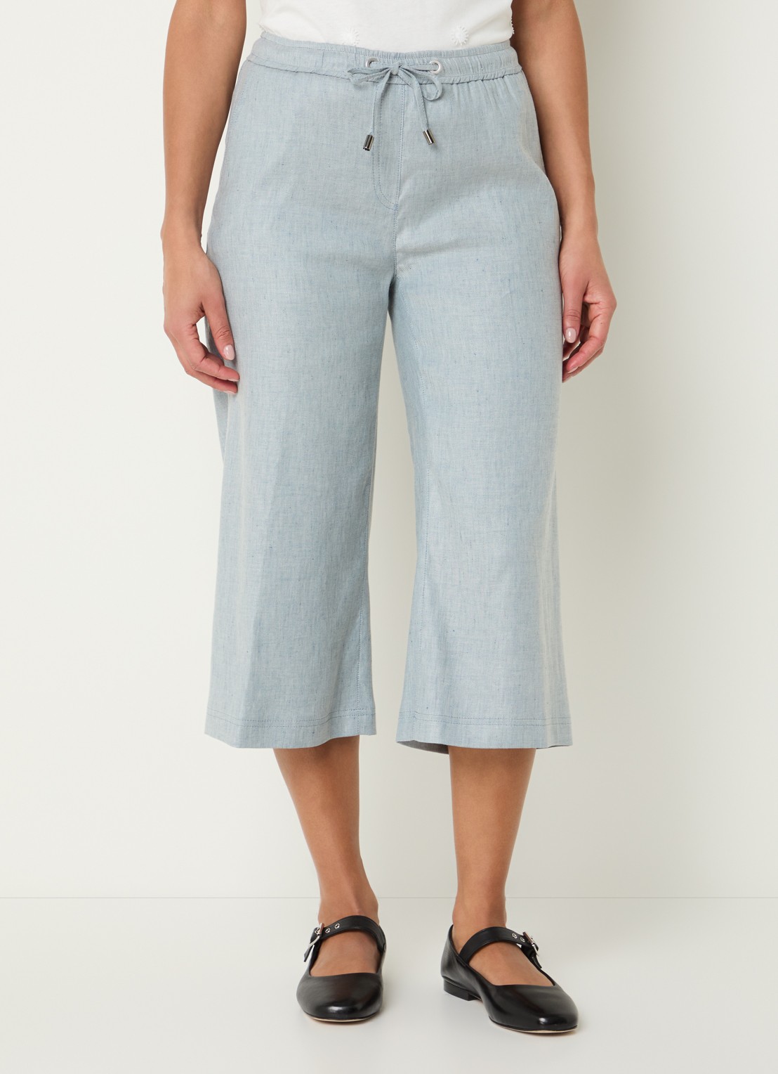 BRAX Philippa mid waist wide fit cropped broek in linnenblend - detail 4 blauwgrijs
