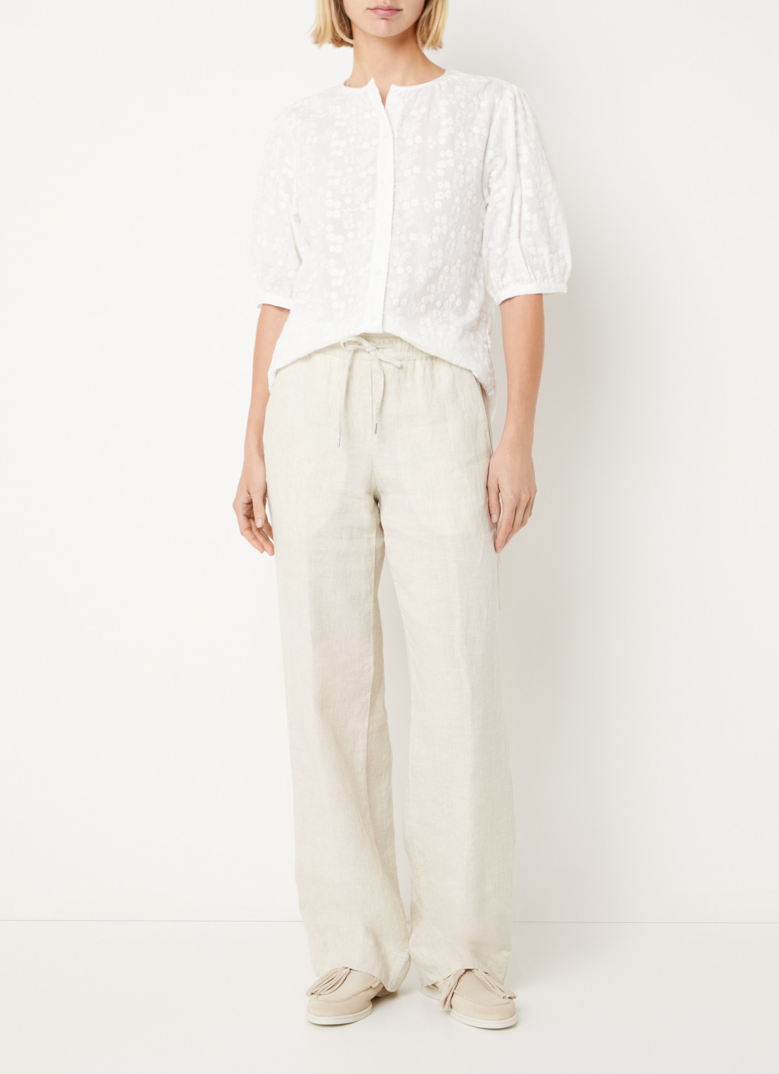 BRAX Vea blouse met broderie en ballonmouw - voorkant 3 wit