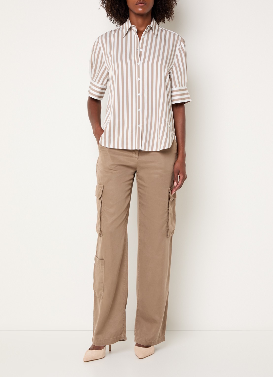 BRAX Villy blouse met streepprint - voorkant 4 taupe