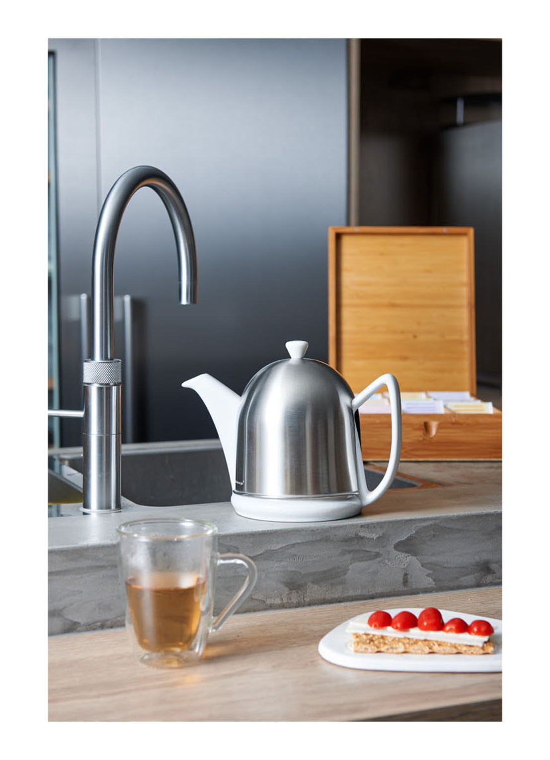 Bredemeijer Cosy Manto theepot 1 liter - voorkant 3 zilver