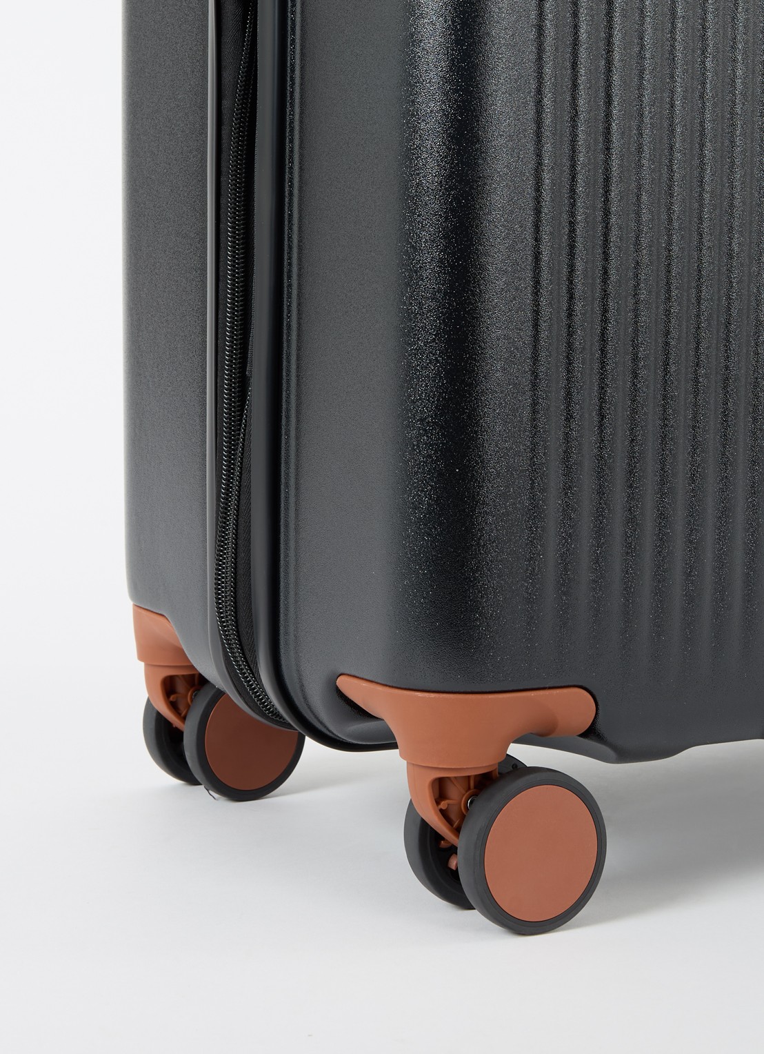 Bric's Ferrara vergrootbare spinner 67 cm - detail 3 zwart