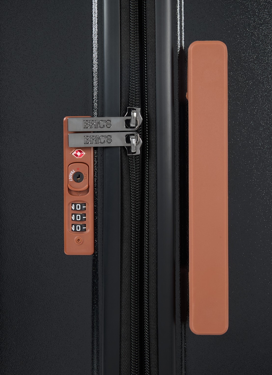 Bric's Ferrara vergrootbare spinner 67 cm - detail 4 zwart