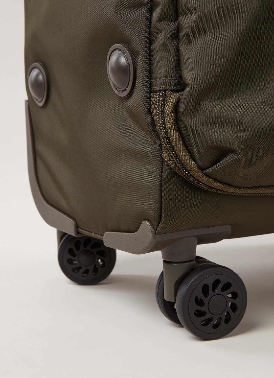 Bric's X-Travel spinner 55 cm - detail olijfgroen