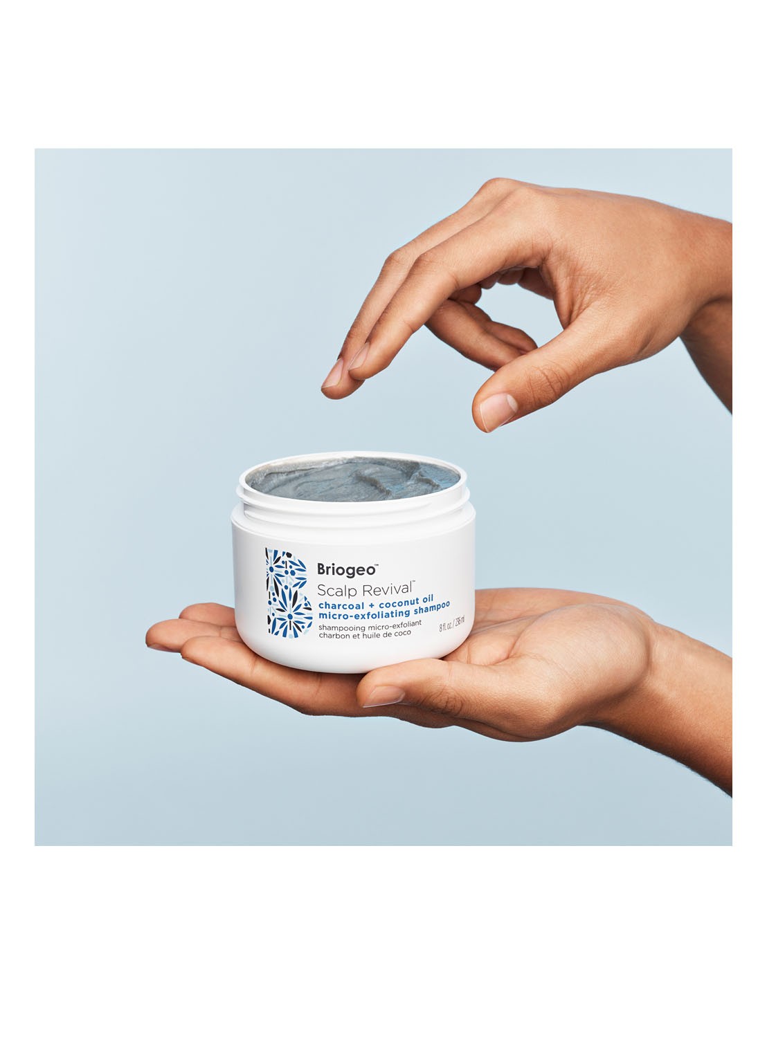 Briogeo Scalp Revival Charcoal + Coconut Oil Micro-Exfoliating Shampoo - anti-roos shampoo - detail 4 undefined