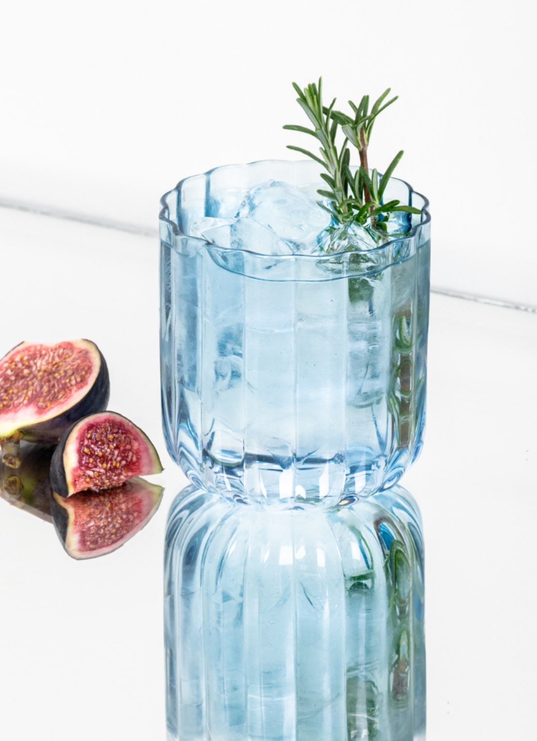 Brût Homeware Gaia drinkglas 35 cl - voorkant 3 blauw