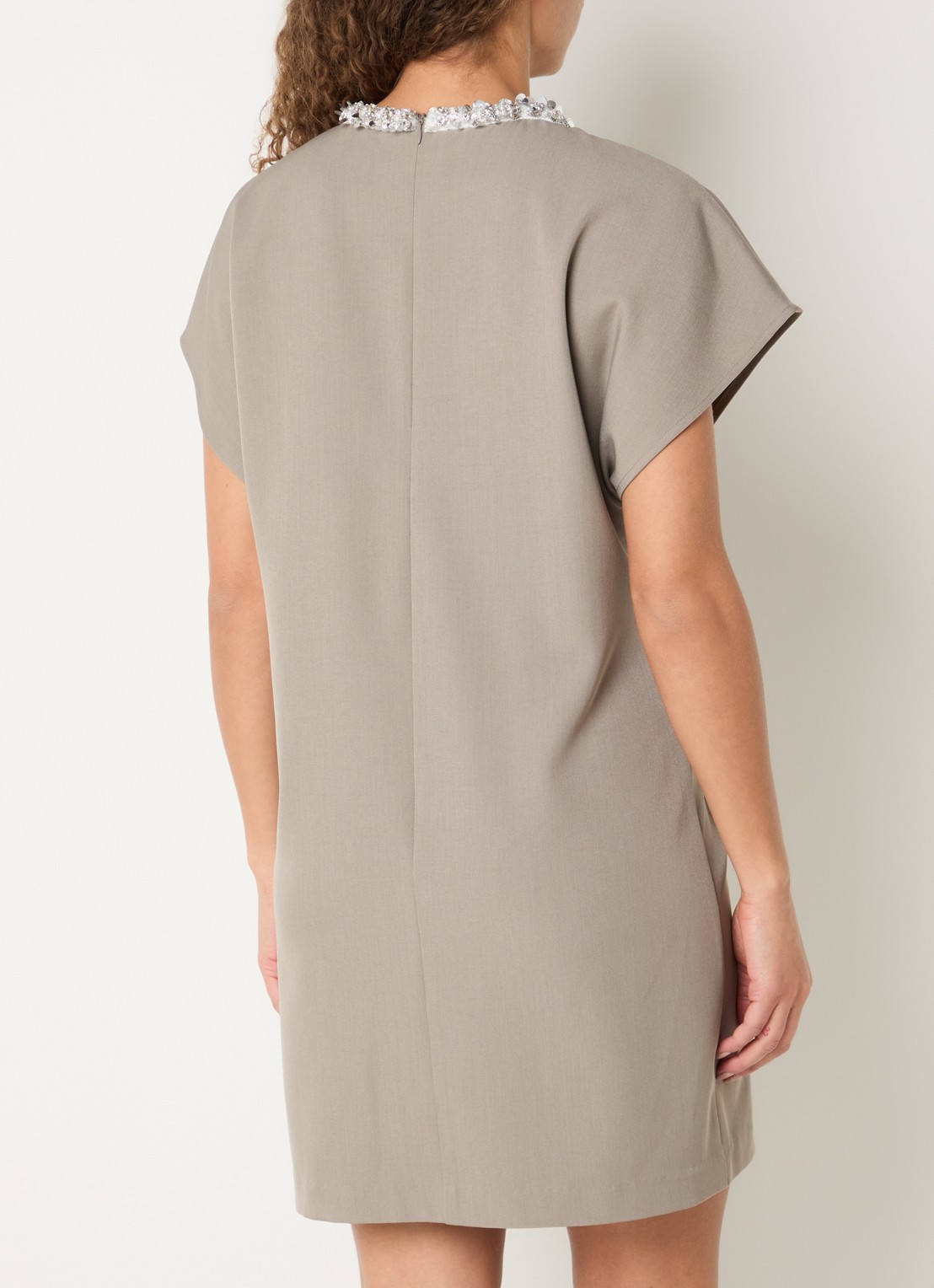 Bruuns Bazaar Ariala mini jurk met ronde hals - achterkant 4 zand