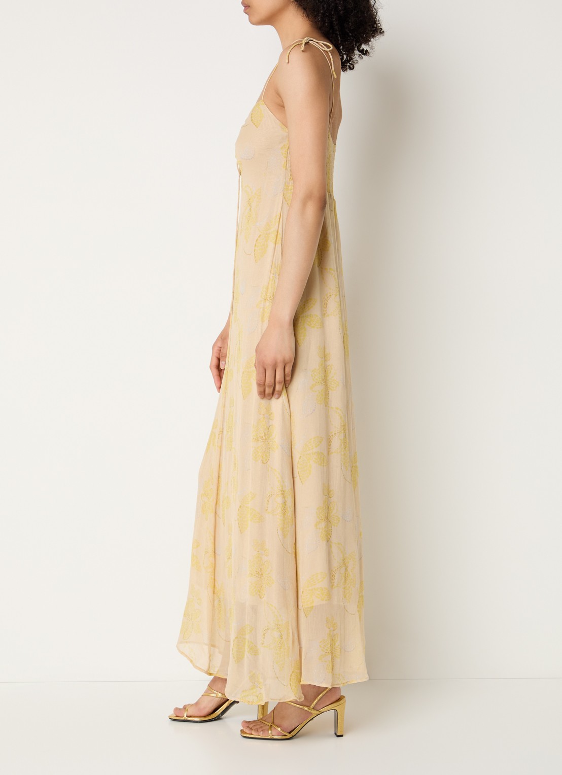 Bruuns Bazaar Bally maxi jurk met print - voorkant 3 okergeel