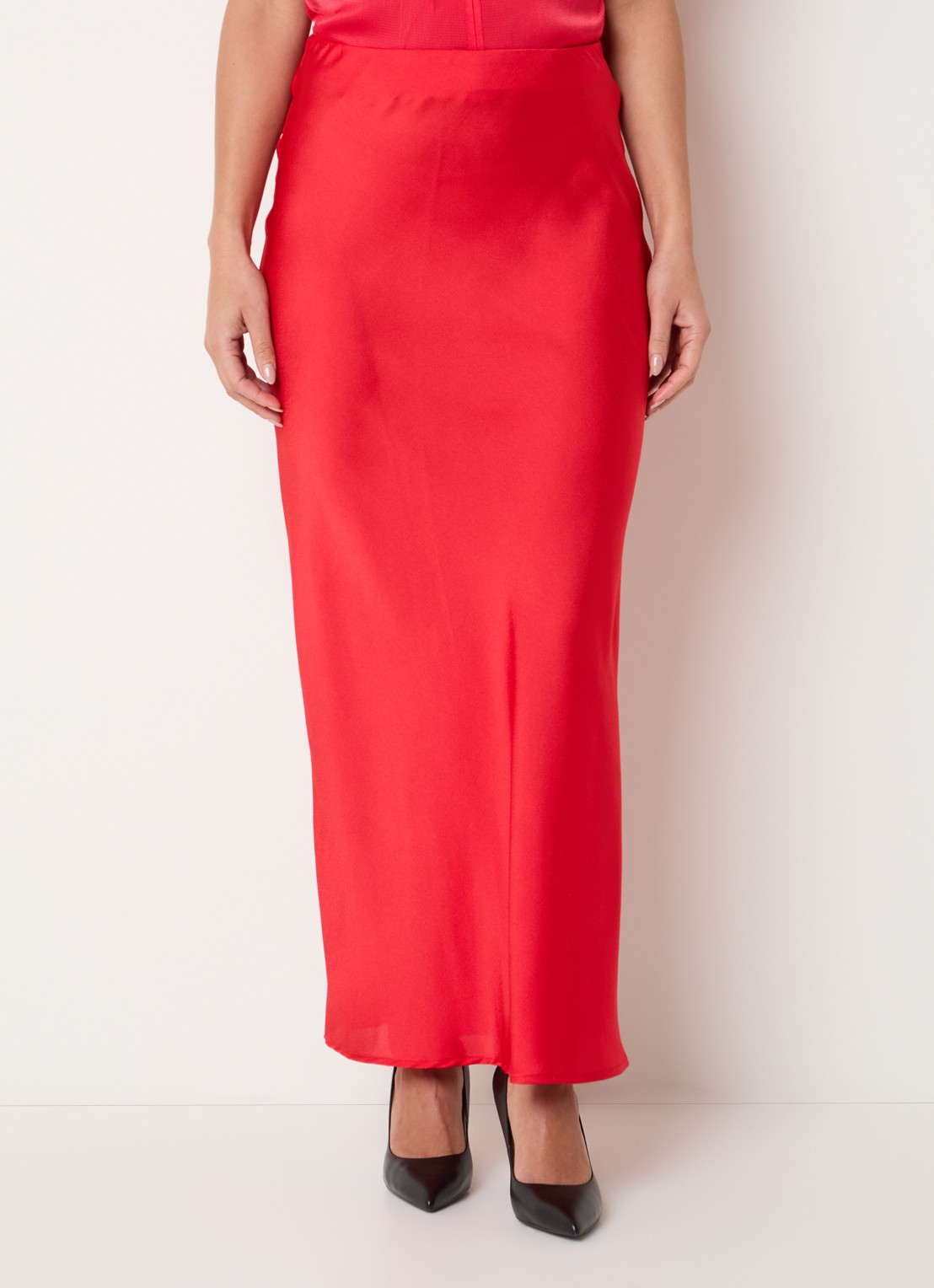 Bruuns Bazaar Joanelle maxi rok van satijn - detail 2 rood