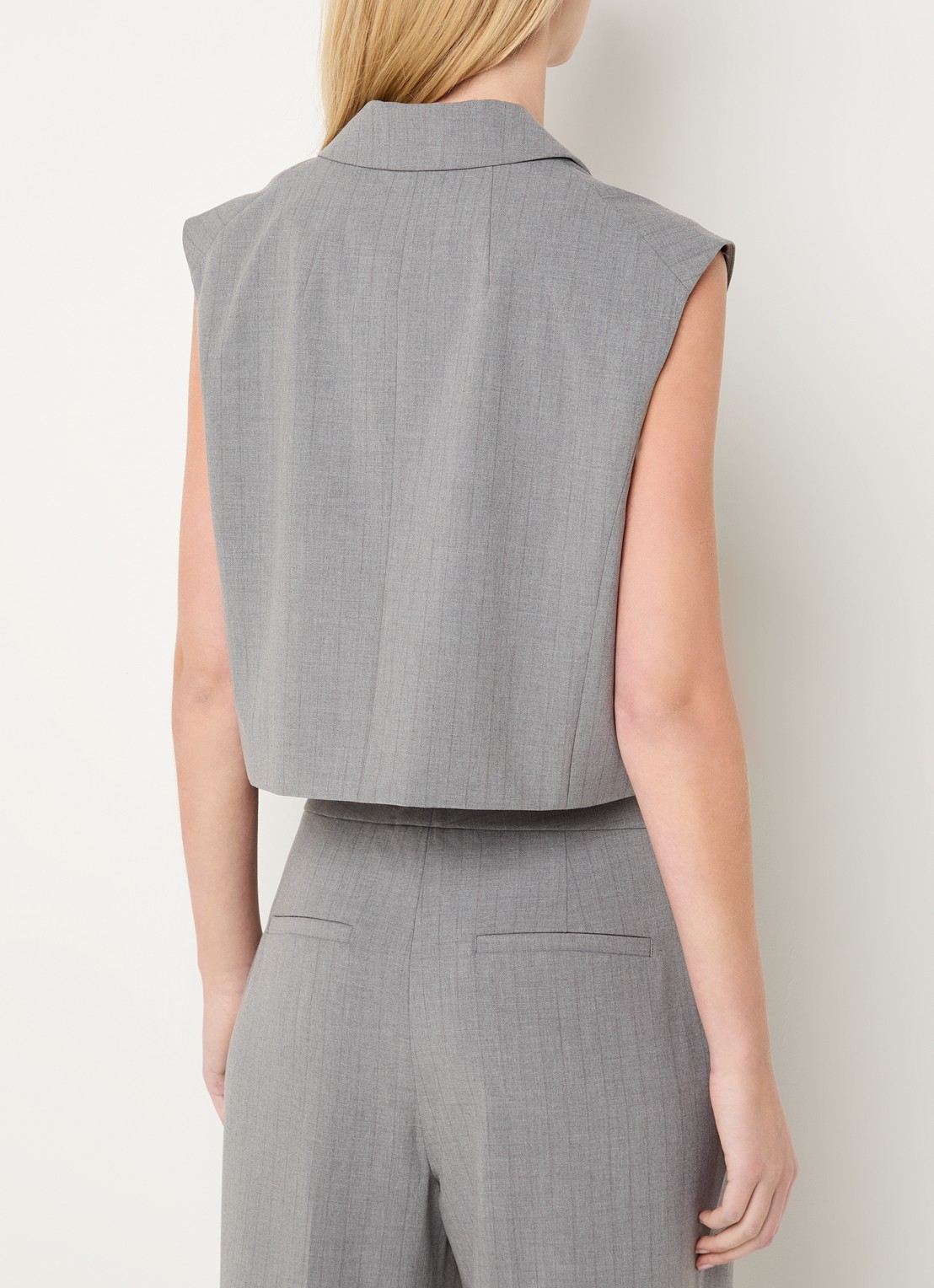 Bruuns Bazaar Linis cropped gilet met krijtstreep - achterkant grijs