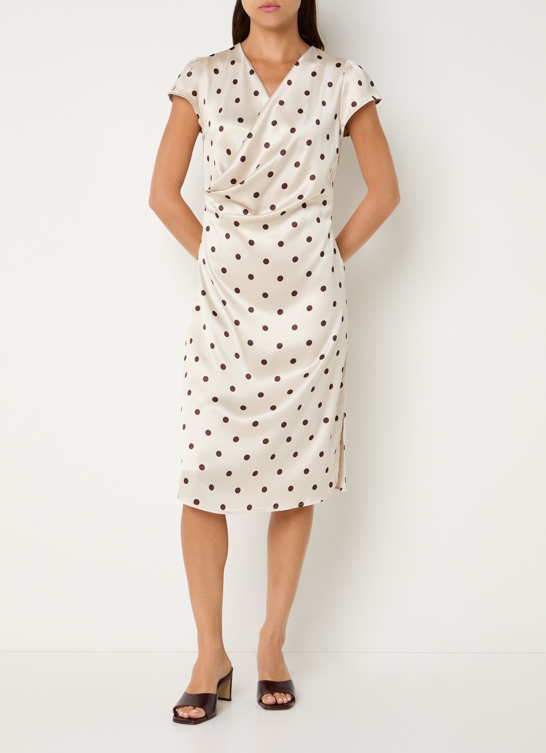 Bruuns Bazaar MatzaBBNeema midi jurk met stippenprint - detail beige