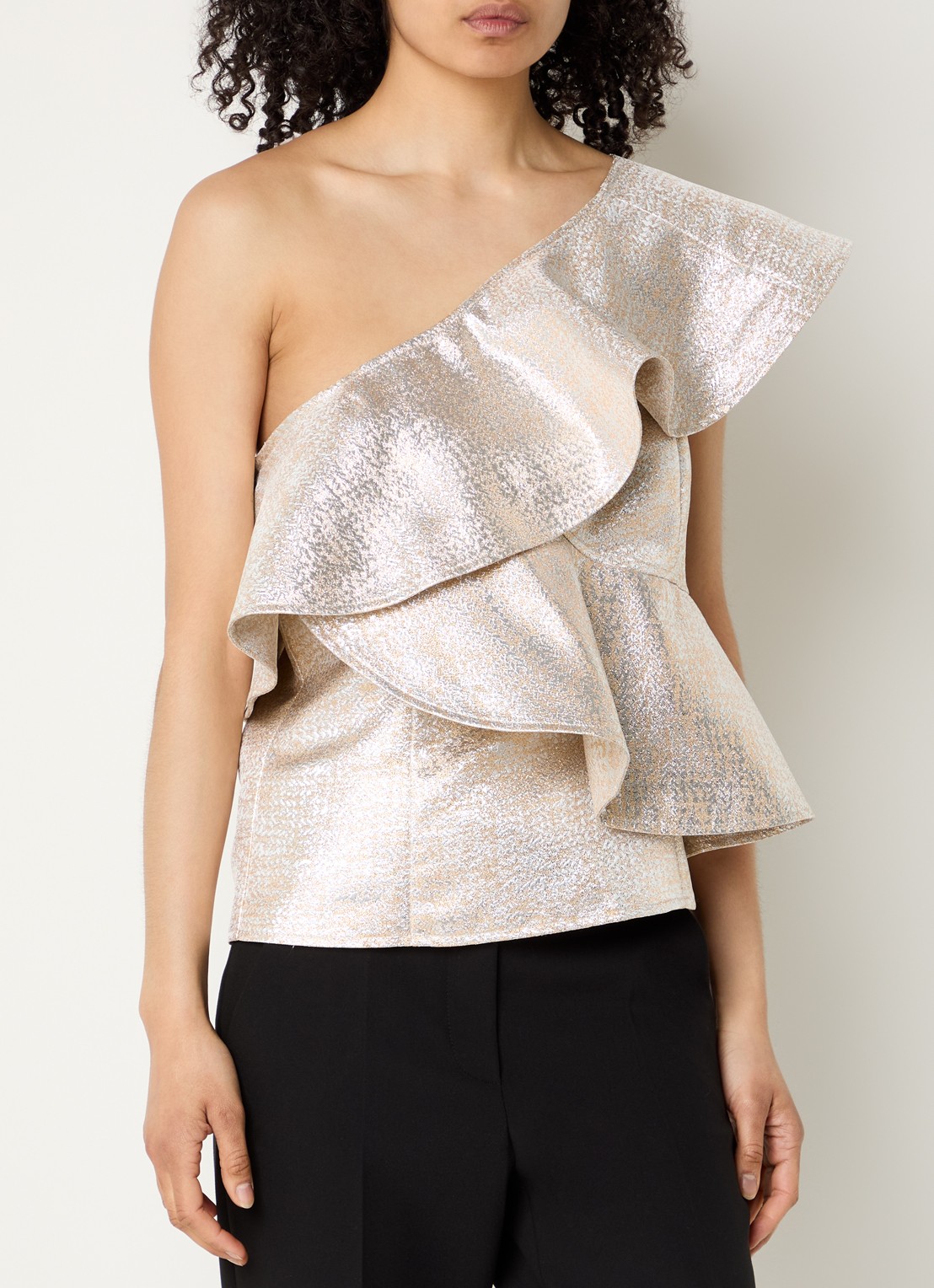 Bruuns Bazaar Wallichia top met volant en asymmetrische hals - detail 2 goud