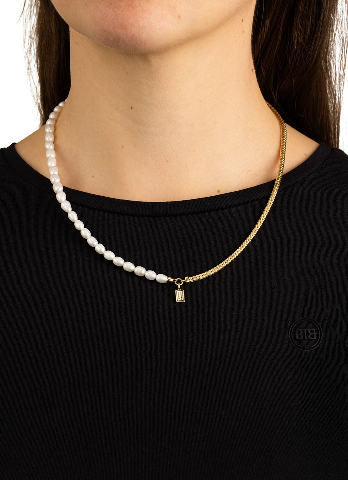 Buddha to Buddha Barbara Mini Pearl ketting verguld - detail 3 goud