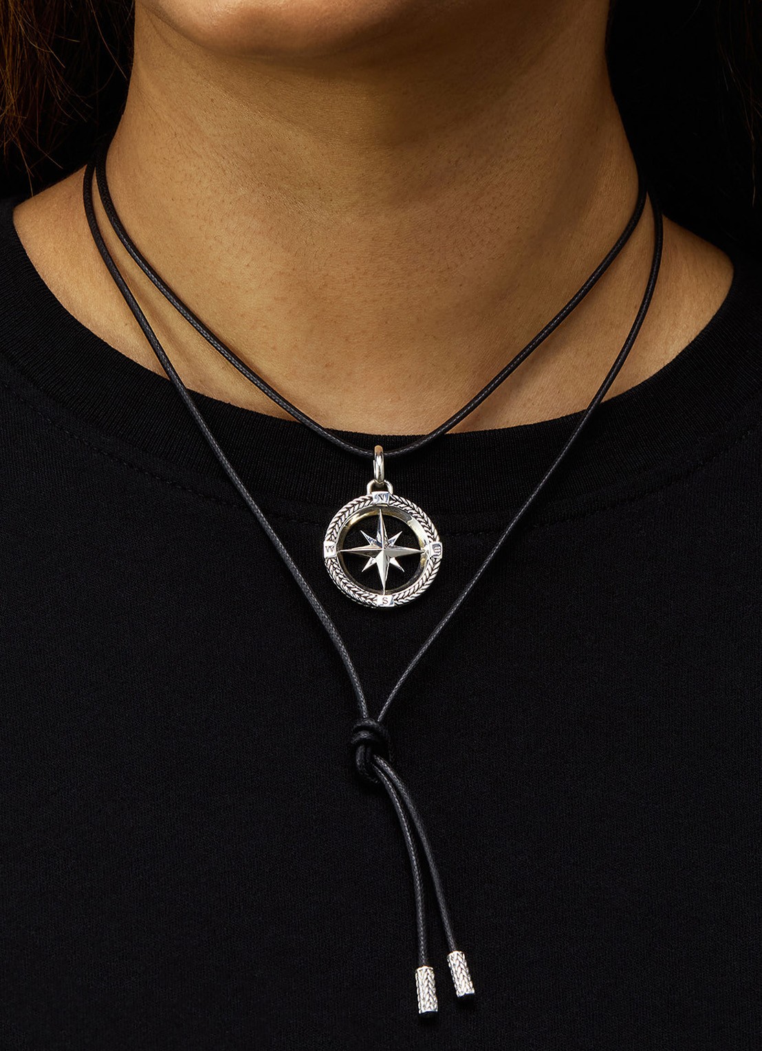 Buddha to Buddha Ellen koord ketting   - voorkant 5 zilver