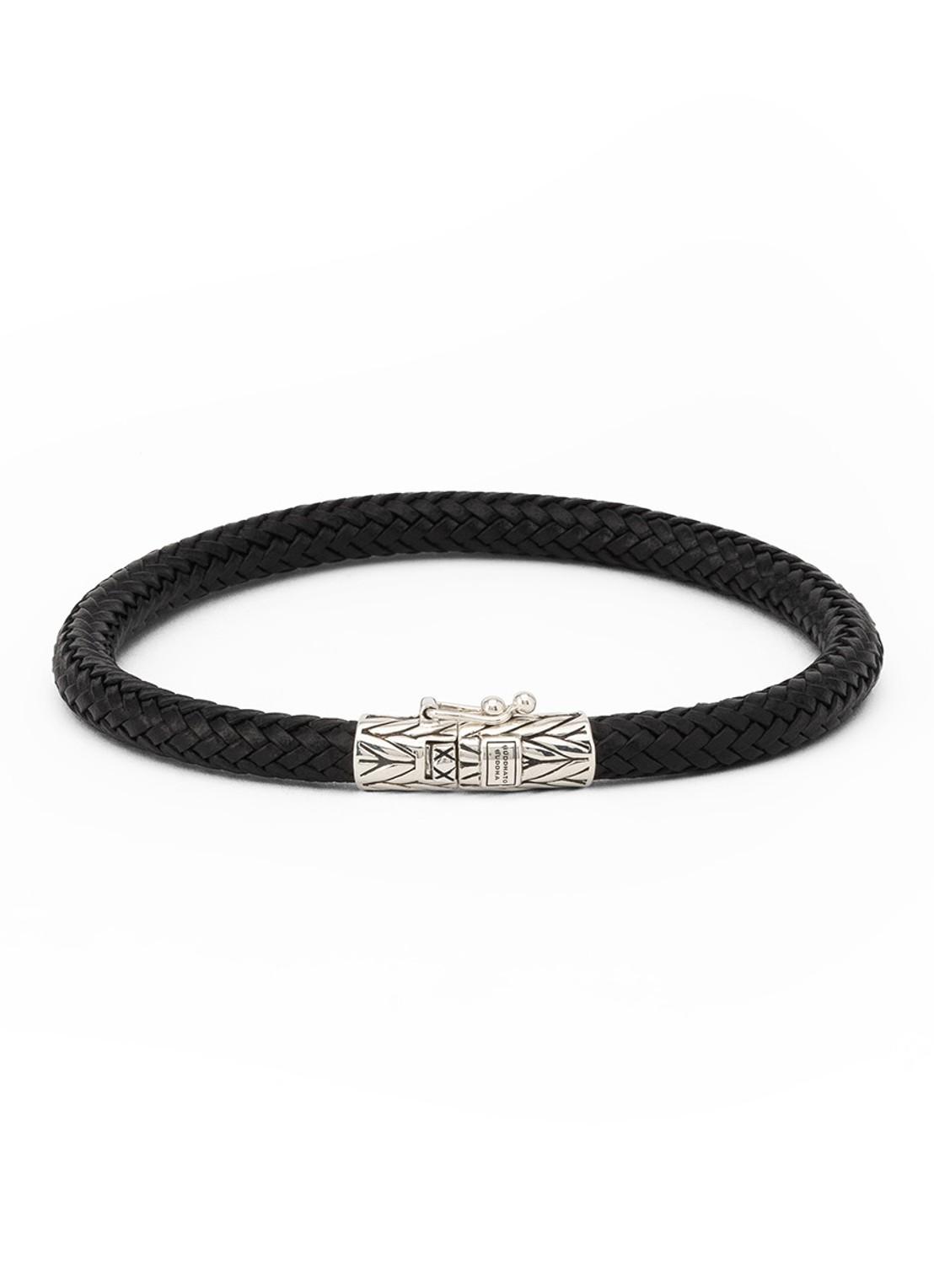 Buddha to Buddha Ellen wikkelarmband van gevlochten leer - voorkant 2 zwart