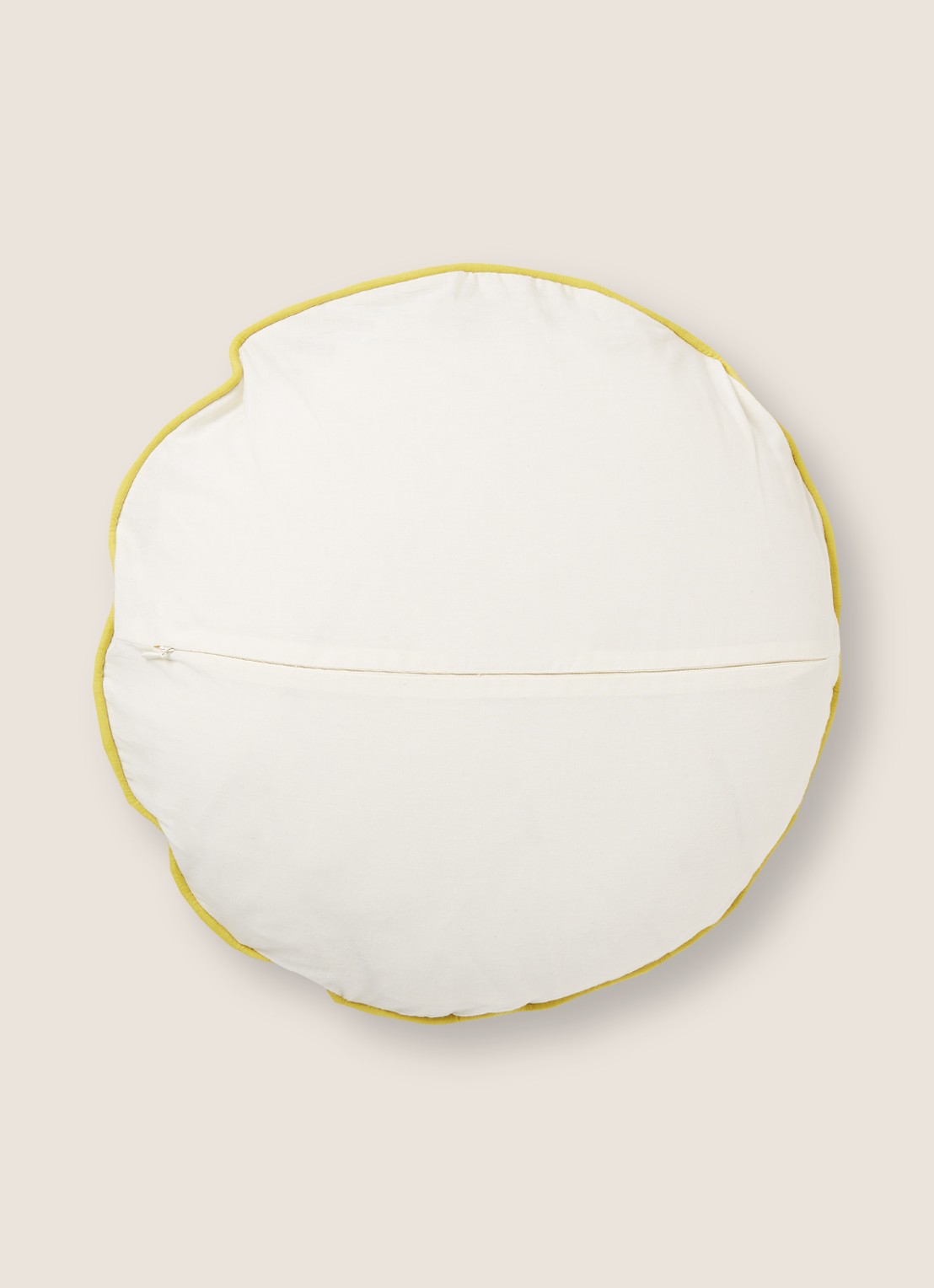 Bungalow Circus sierkussen 45 cm - voorkant 2 geel