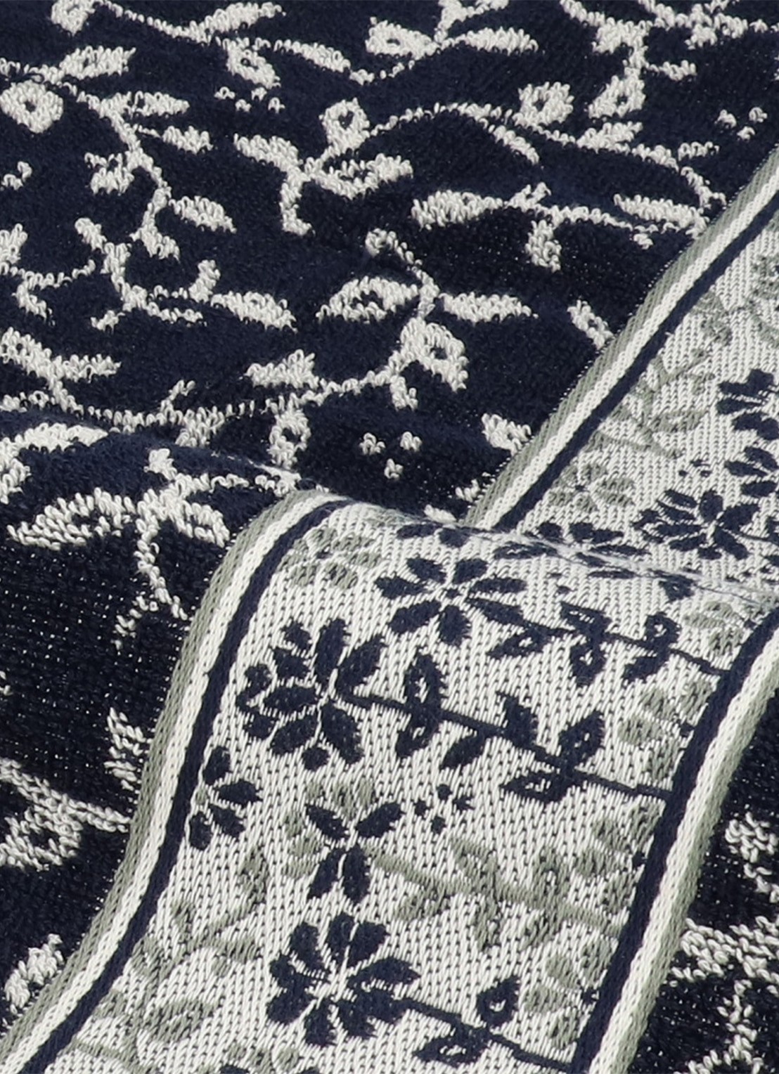 Bunzlau Castle Daydream keukendoek 53 x 60 cm  - voorkant 3 donkerblauw