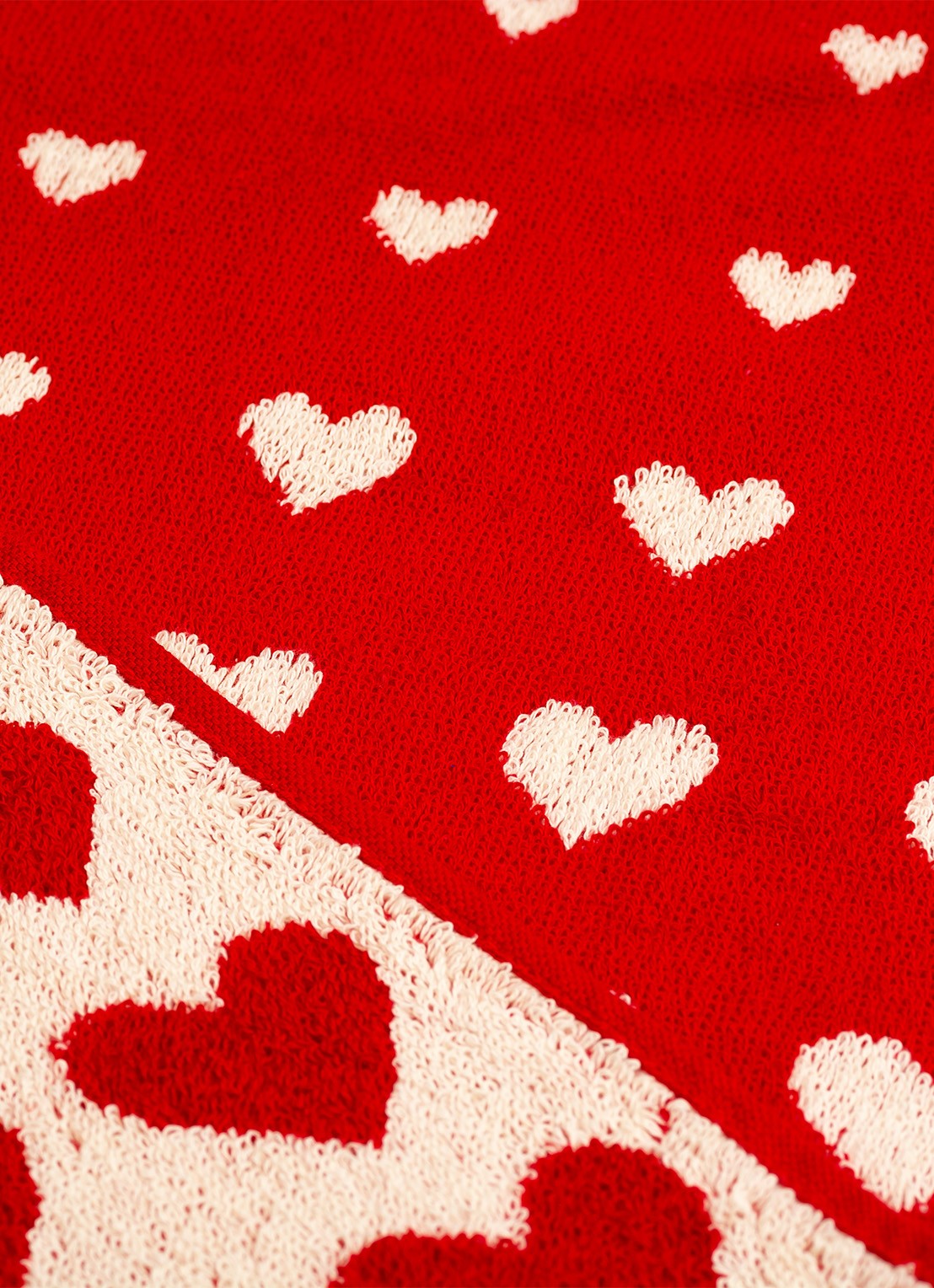 Bunzlau Castle Hearts keukendoek 53 x 60 cm - voorkant 2 rood