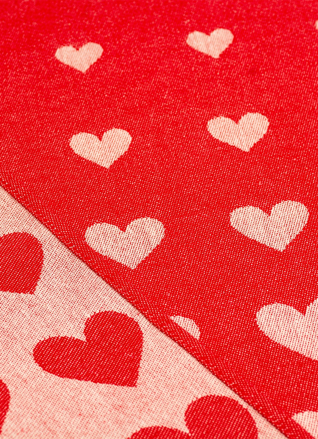 Bunzlau Castle Hearts theedoek 65 x 65 cm  - voorkant 4 rood