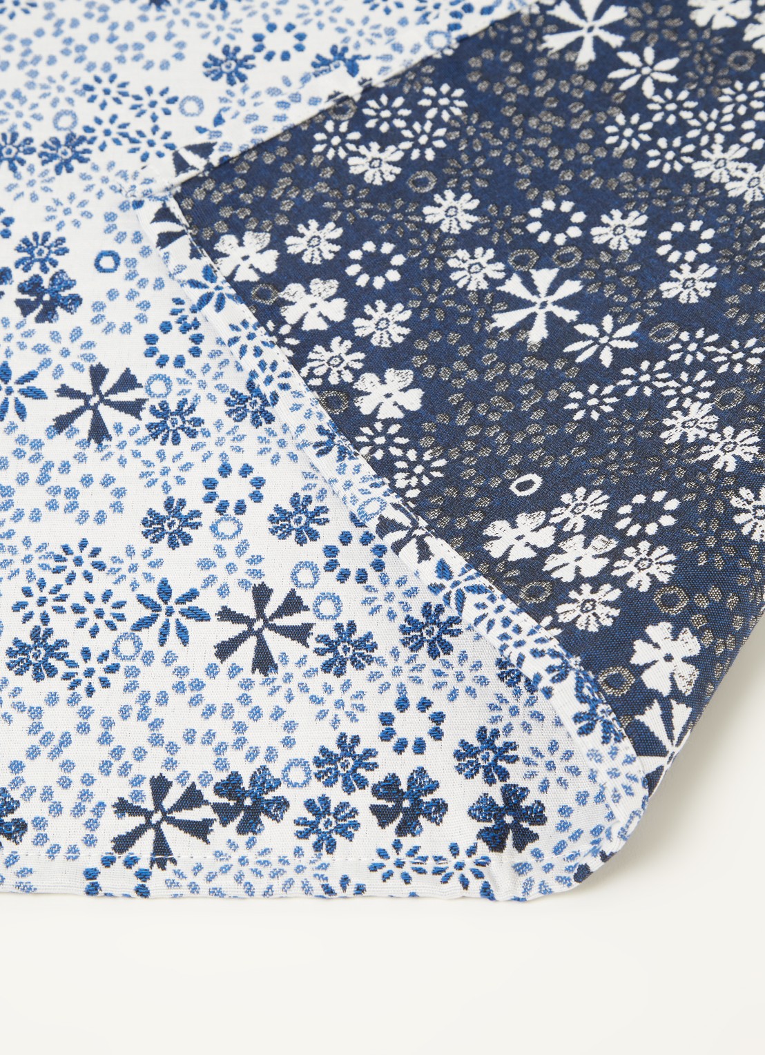 Bunzlau Castle Indigo Lace placemat set van 2  - detail 3 donkerblauw