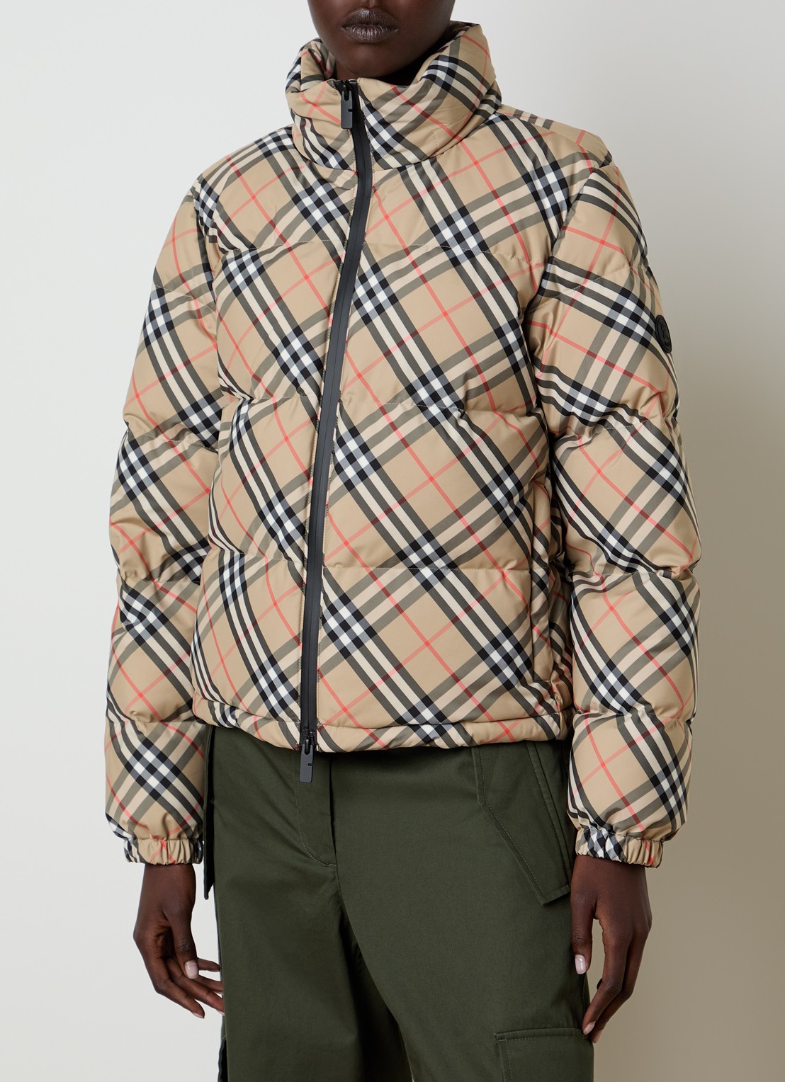 Burberry Ambleside pufferjack met ruitdessin en steekzakken - detail zand