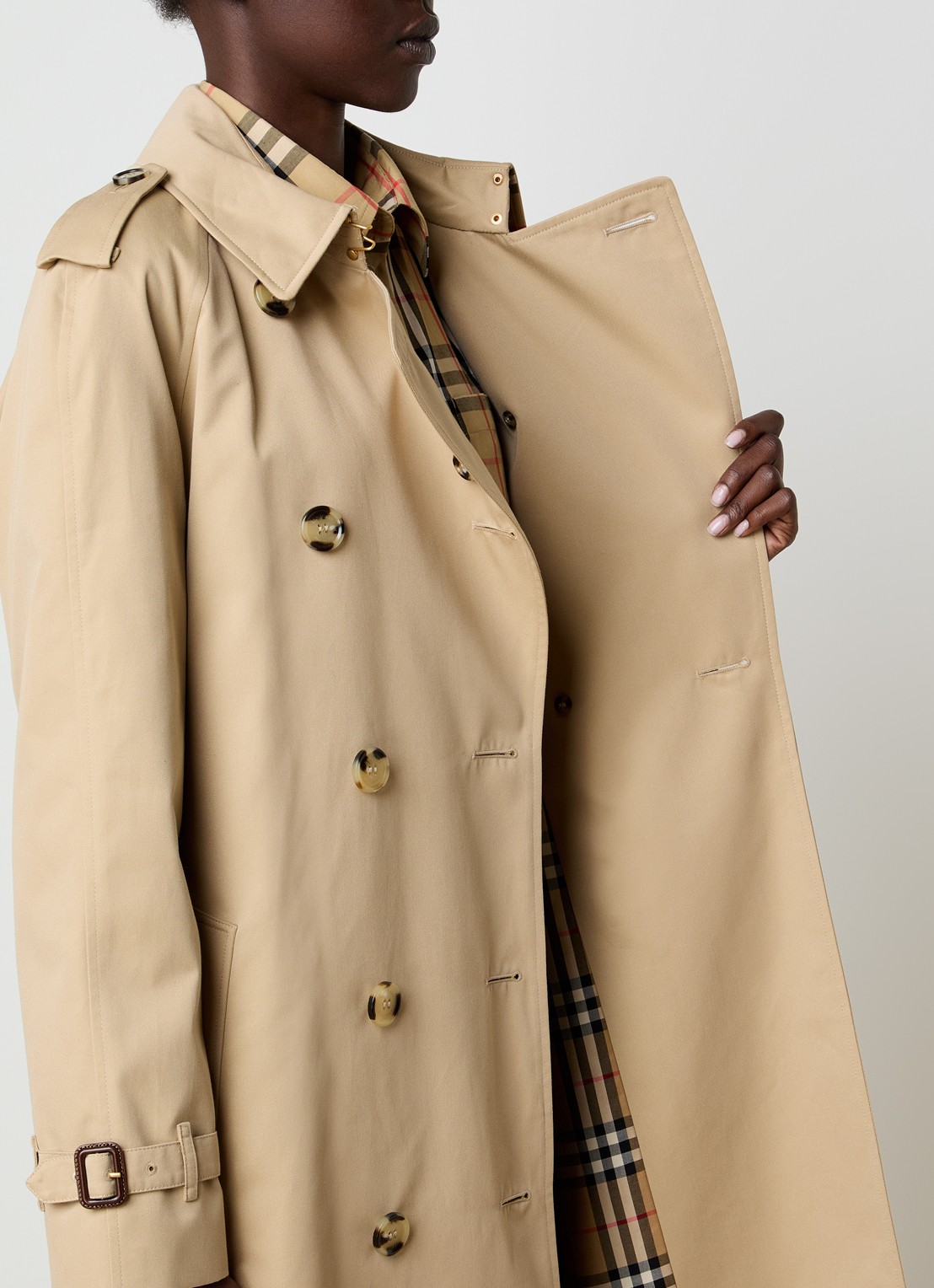 Burberry Asymmetrische trenchcoat met paspelzakken - detail 5 zwart