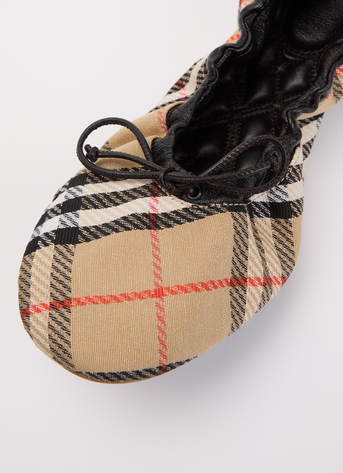 Burberry Ballerina met details van lamsleer en ruitdessin - detail 5 zand