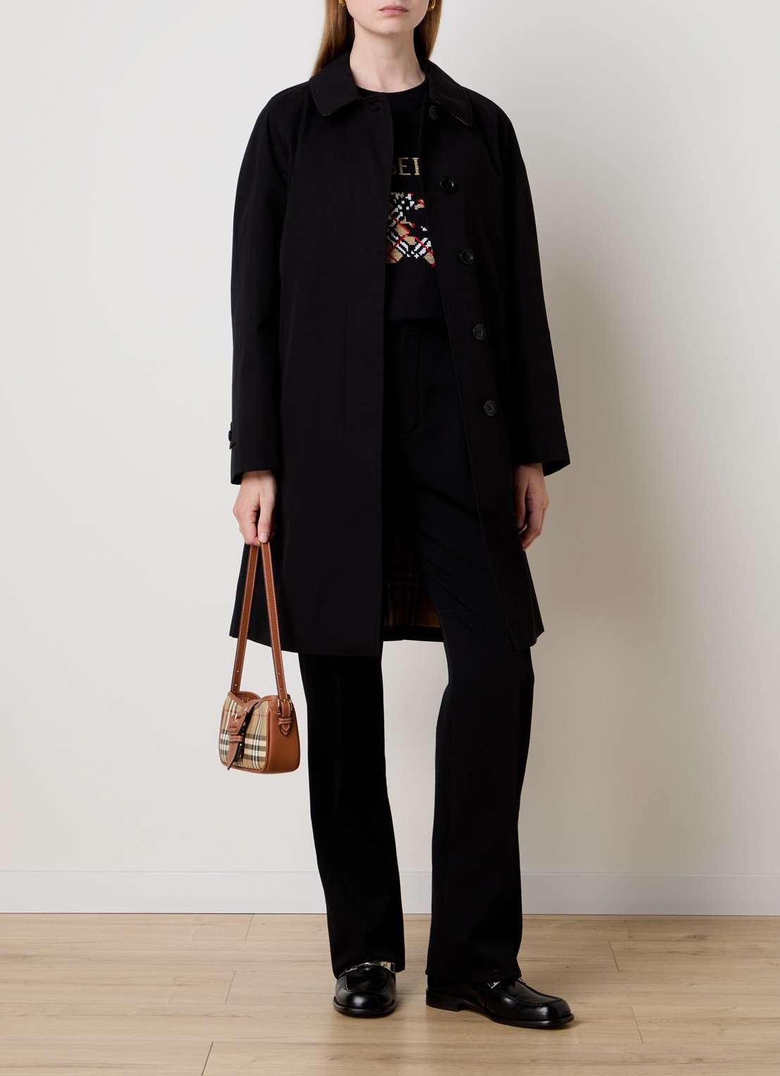 Burberry Camden trenchcoat met steekzakken - voorkant 6 zwart