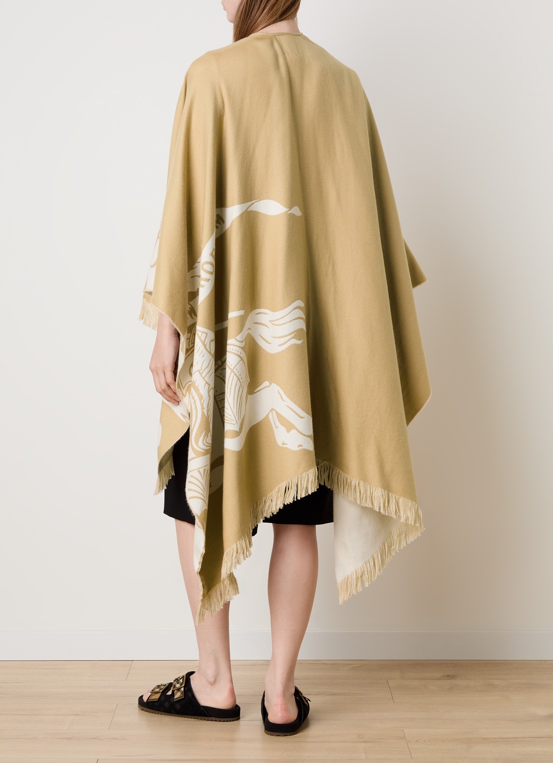 Burberry Cape in kasjmierblend met logoprint - achterkant 6 zand