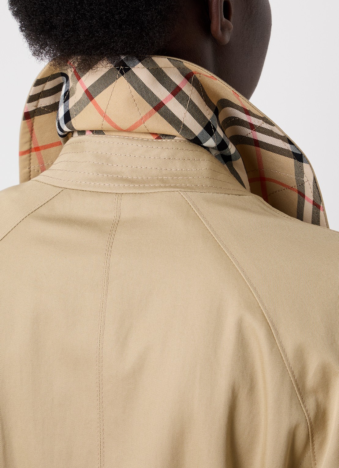 Burberry Ellingham trenchcoat met ceintuur - detail 6 beige