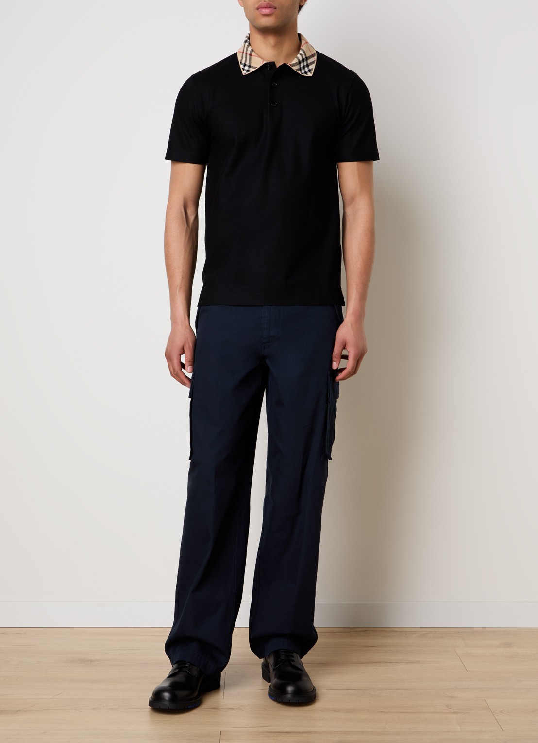 Burberry Evan regular fit polo met stretch - voorkant 4 zwart