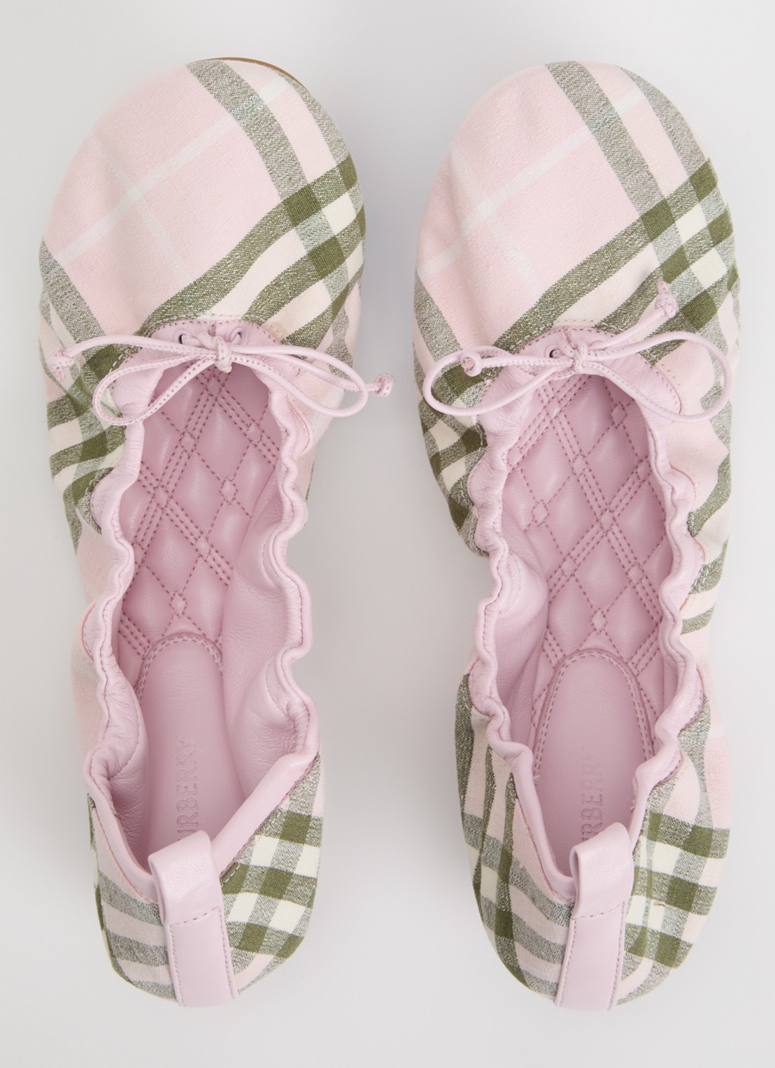 Burberry Fawn ballerina met details van lamsleer en ruitdessin - detail 5 lichtroze
