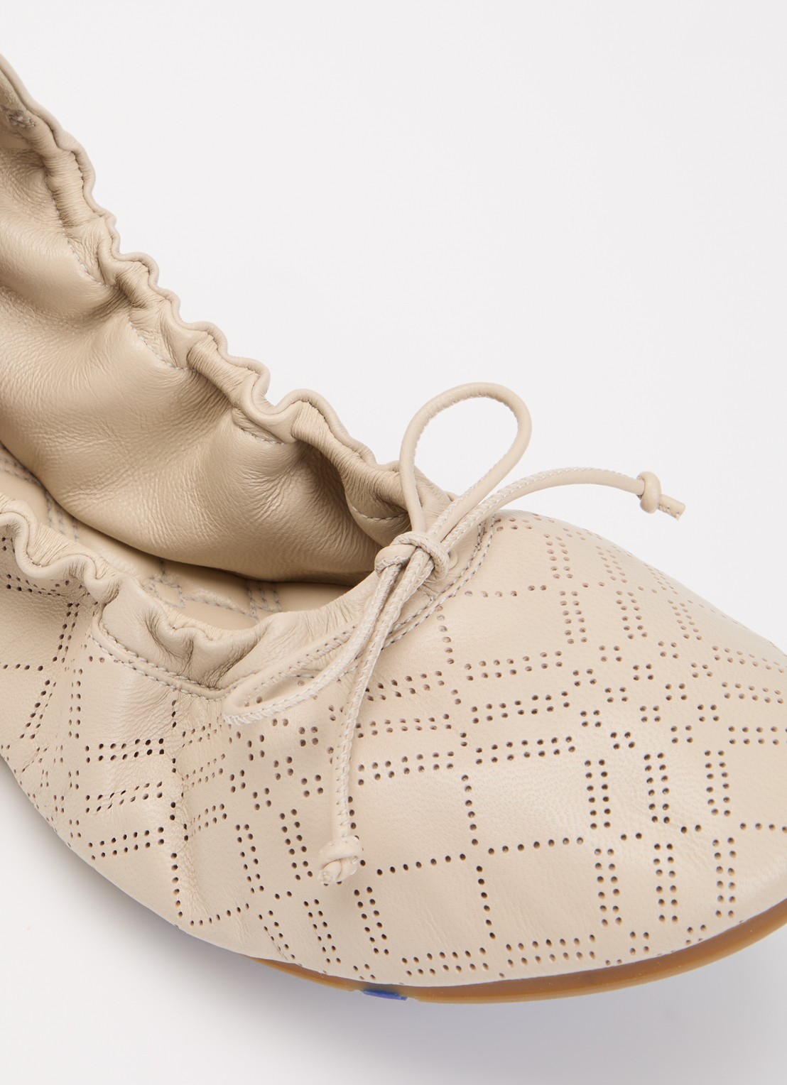 Burberry Fawn ballerina van lamsleer - detail 5 beige