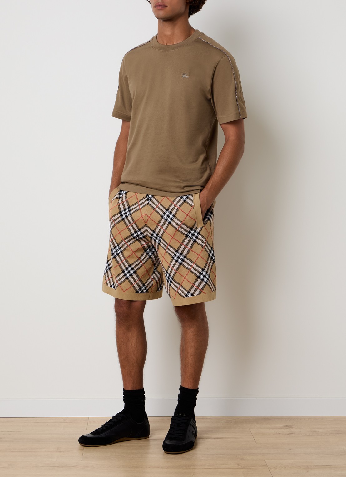 Burberry Gawain straight fit korte broek met ruitdessin - voorkant 4 camel