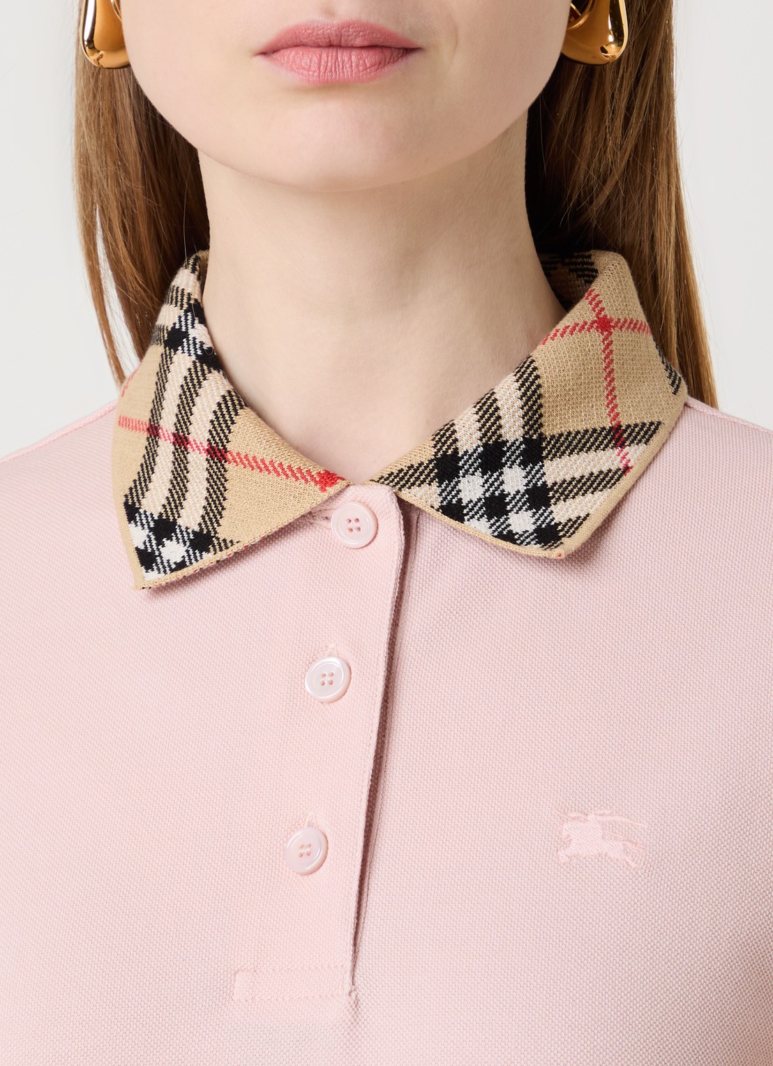 Burberry Iris mini jurk van piqué katoen met polokraag - detail 2 lichtroze