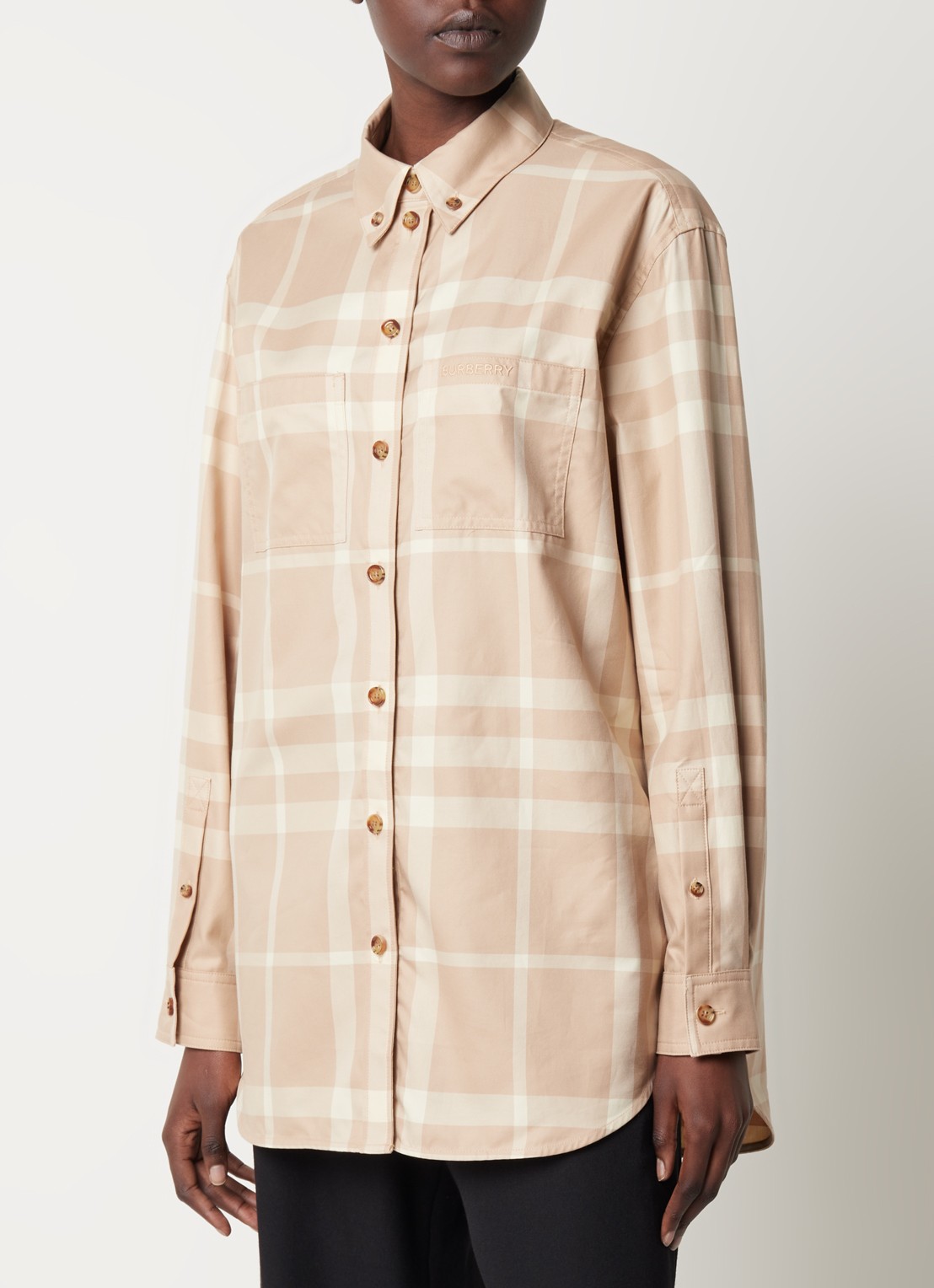 Burberry Ivana blouse met borstzakken en ruitdessin - detail donkerbeige