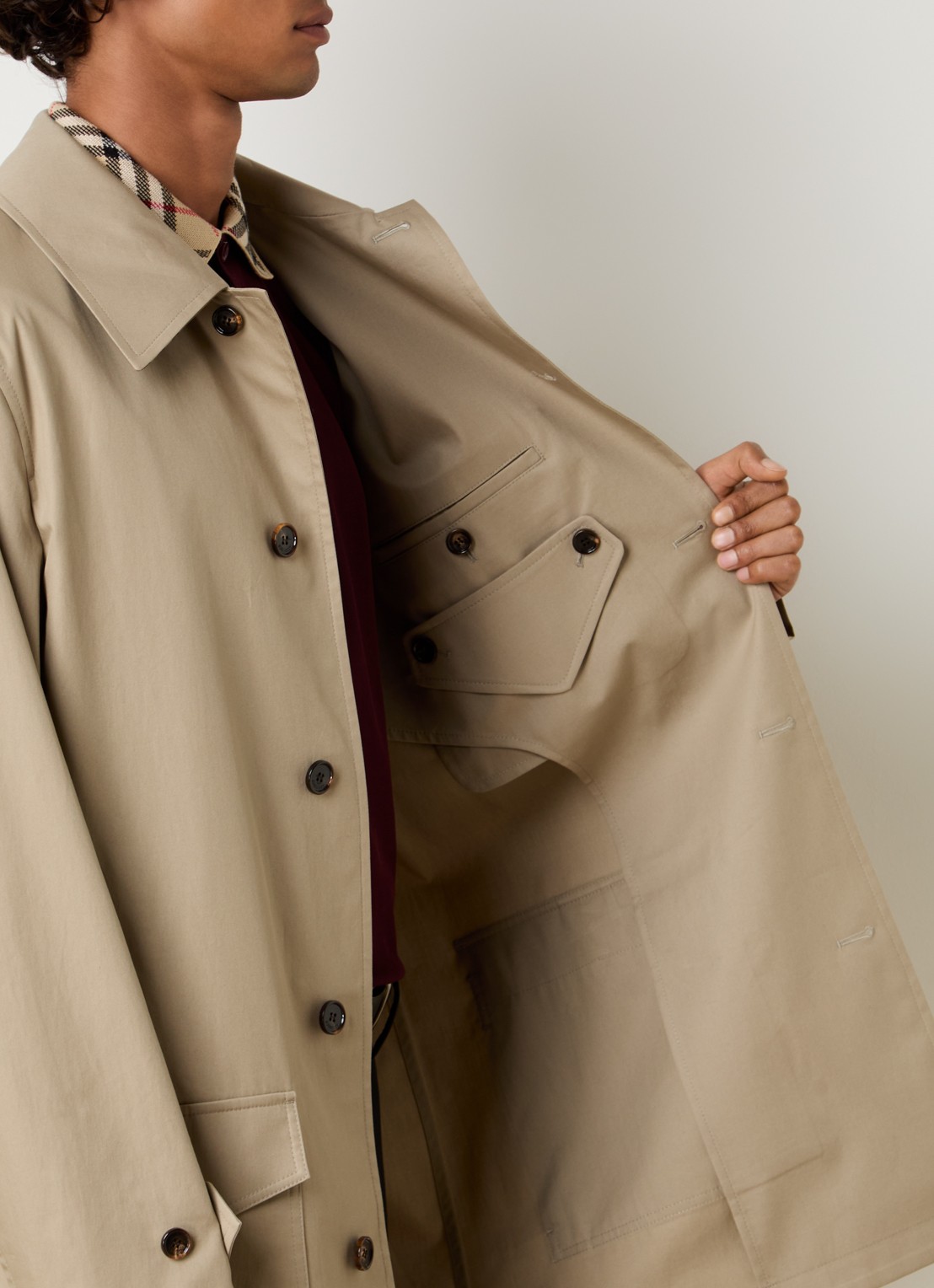 Burberry Meadowbank mantel met klepzakken - detail 5 beige